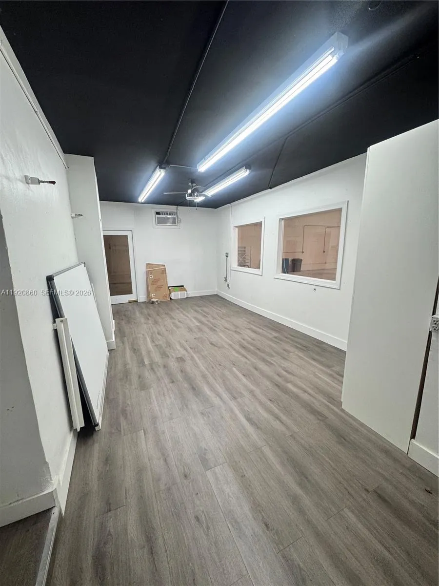 2380 Nw 21st Ter A, Miami, Florida 33142, Miami, Florida 33142, ,Commercial Lease,For Rent,2380 Nw 21st Ter A, Miami, Florida 33142,A11920860