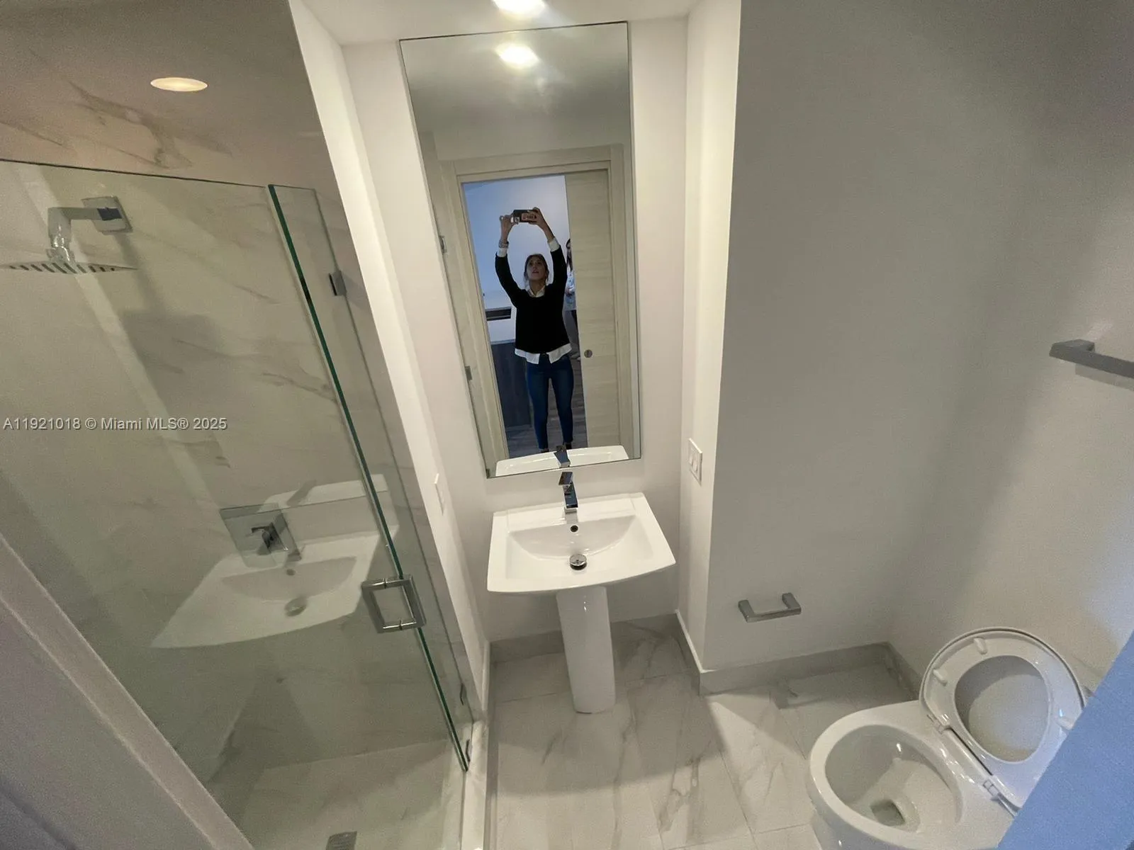 805 S Miami Ave 4007, Miami, Florida 33130, Miami, Florida 33130, 1 Bedroom Bedrooms, ,2 BathroomsBathrooms,Residential Lease,For Rent,805 S Miami Ave 4007, Miami, Florida 33130,A11921018
