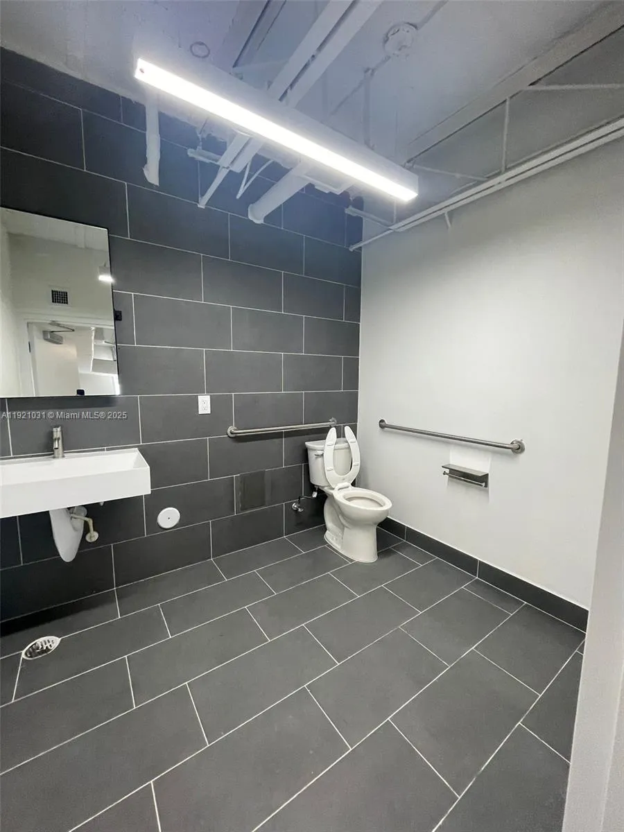 777 Ne 125th St, North Miami, Florida 33161, North Miami, Florida 33161, ,Commercial Lease,For Rent,777 Ne 125th St, North Miami, Florida 33161,A11921031