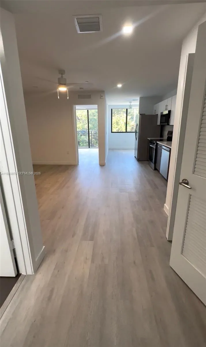 20 Ne 19th Ave 101, Pompano Beach, Florida 33060, Pompano Beach, Florida 33060, 1 Bedroom Bedrooms, ,1 BathroomBathrooms,Residential Lease,For Rent,20 Ne 19th Ave 101, Pompano Beach, Florida 33060,A11920976