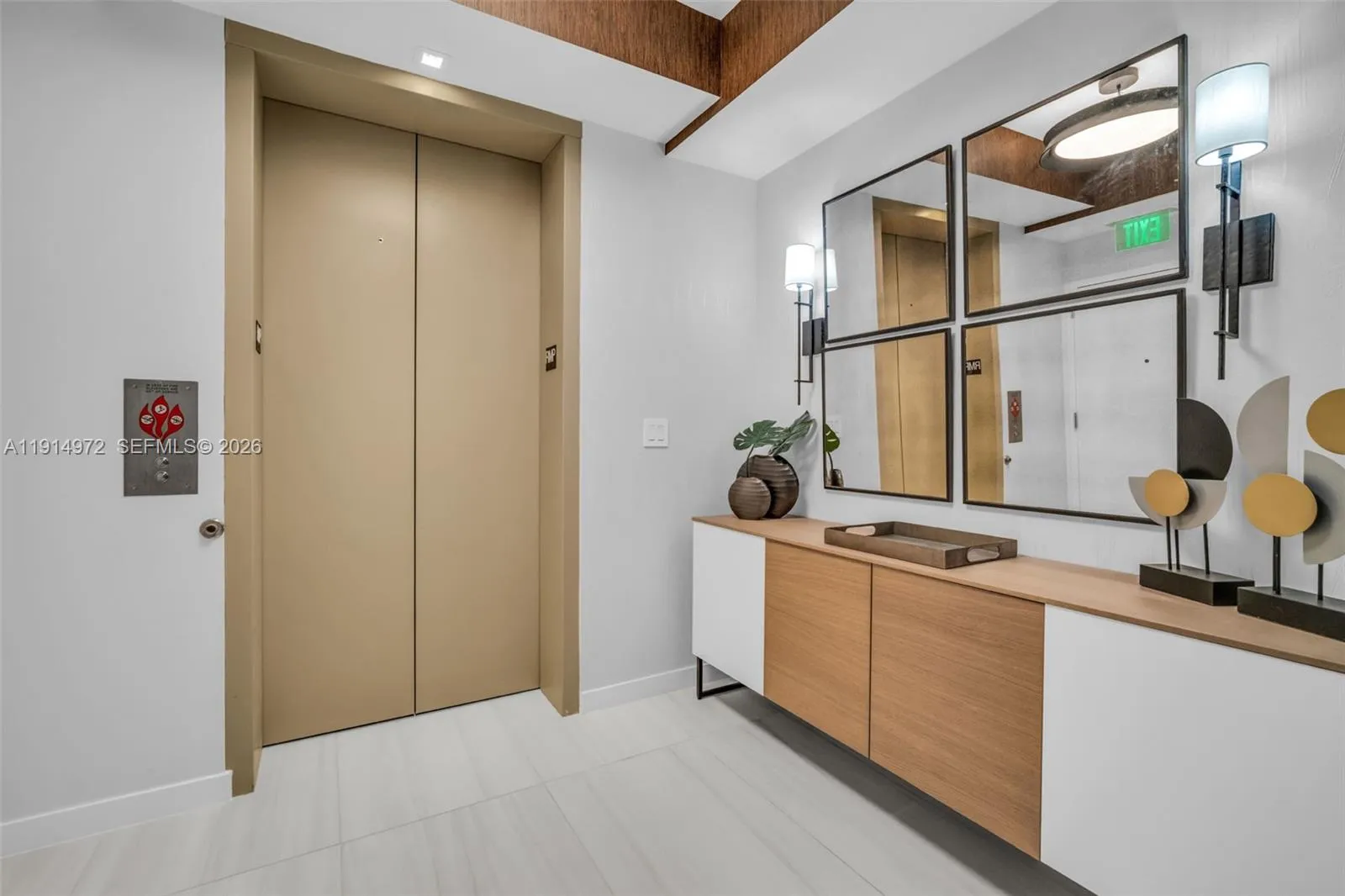 Private Elevator Foyer