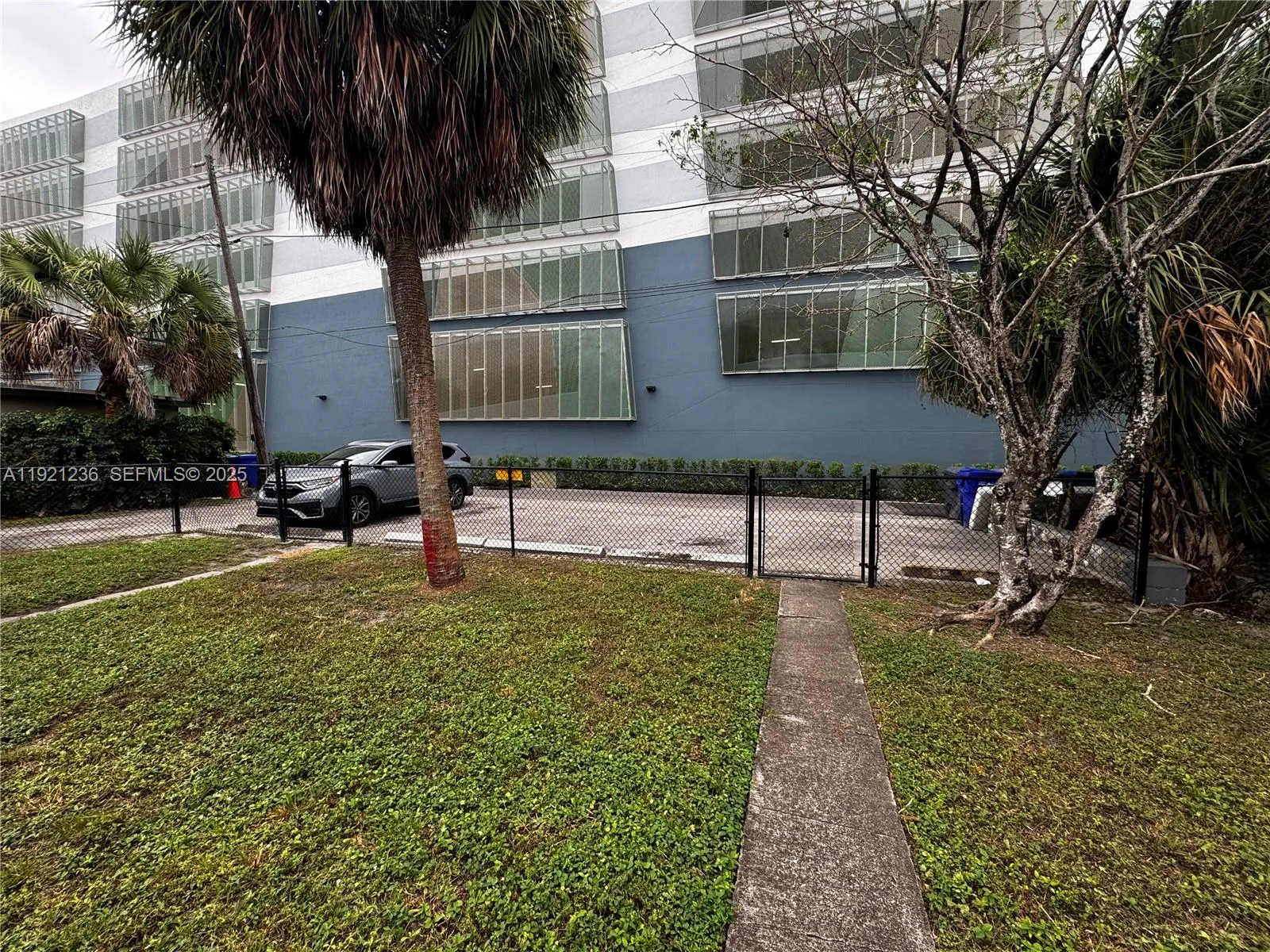 2034 Ne Taylor St, Hollywood, Florida 33020, Hollywood, Florida 33020, ,Residential Income,For Sale,2034 Ne Taylor St, Hollywood, Florida 33020,A11921236