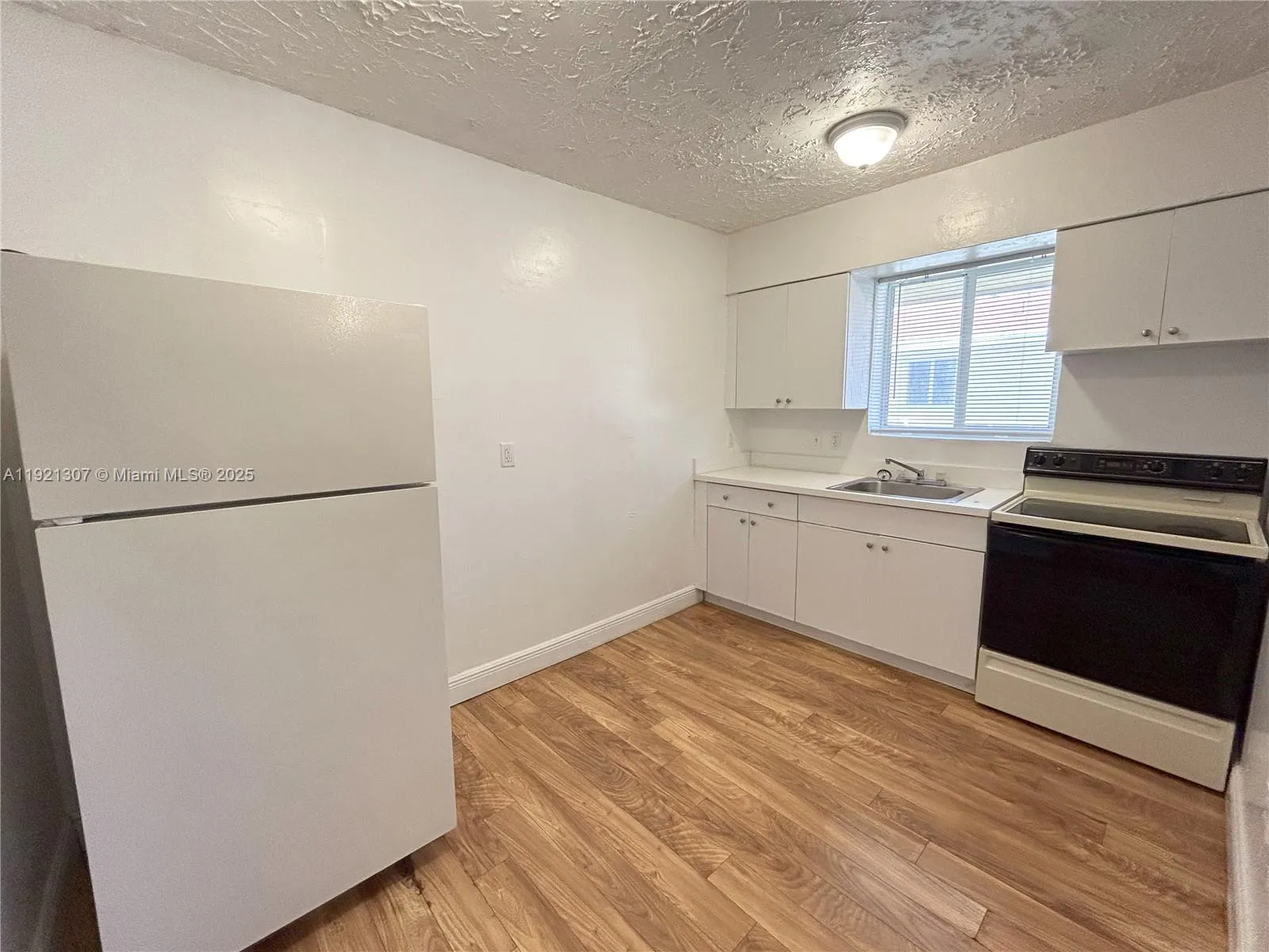 641 Ne 86th St 3, Miami, Florida 33138, Miami, Florida 33138, 1 Bedroom Bedrooms, ,1 BathroomBathrooms,Residential Lease,For Rent,641 Ne 86th St 3, Miami, Florida 33138,A11921307