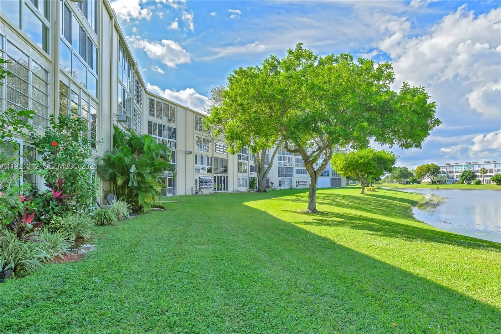 2029 Farnham O 2029, Deerfield Beach, Florida 3344, Deerfield Beach, Florida 33442, 2 Bedrooms Bedrooms, ,2 BathroomsBathrooms,Residential,For Sale,2029 Farnham O 2029, Deerfield Beach, Florida 3344,A11921312