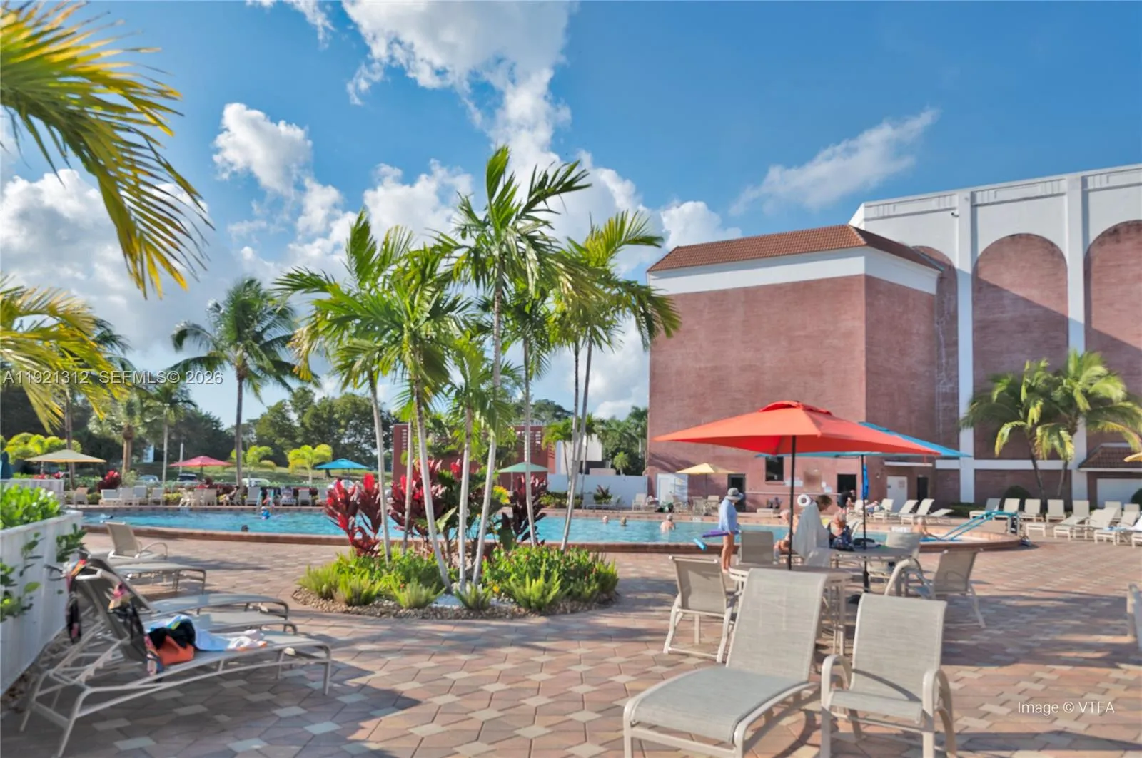 2029 Farnham O 2029, Deerfield Beach, Florida 3344, Deerfield Beach, Florida 33442, 2 Bedrooms Bedrooms, ,2 BathroomsBathrooms,Residential,For Sale,2029 Farnham O 2029, Deerfield Beach, Florida 3344,A11921312