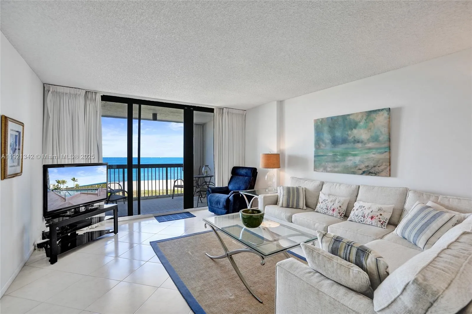 510 N Ocean Blvd 308, Pompano Beach, Florida 33062, Pompano Beach, Florida 33062, 2 Bedrooms Bedrooms, ,2 BathroomsBathrooms,Residential,For Sale,510 N Ocean Blvd 308, Pompano Beach, Florida 33062,A11921342