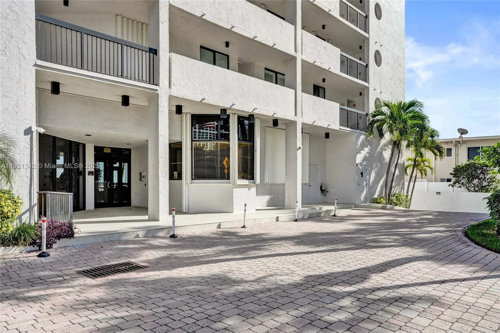 510 N Ocean Blvd 308, Pompano Beach, Florida 33062, Pompano Beach, Florida 33062, 2 Bedrooms Bedrooms, ,2 BathroomsBathrooms,Residential,For Sale,510 N Ocean Blvd 308, Pompano Beach, Florida 33062,A11921342