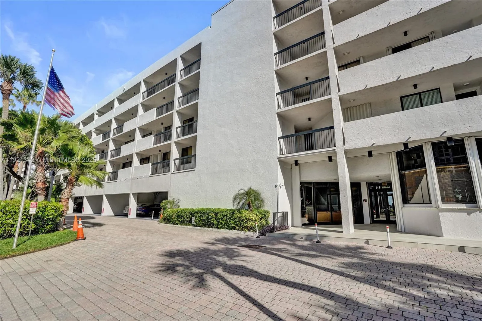510 N Ocean Blvd 308, Pompano Beach, Florida 33062, Pompano Beach, Florida 33062, 2 Bedrooms Bedrooms, ,2 BathroomsBathrooms,Residential,For Sale,510 N Ocean Blvd 308, Pompano Beach, Florida 33062,A11921342