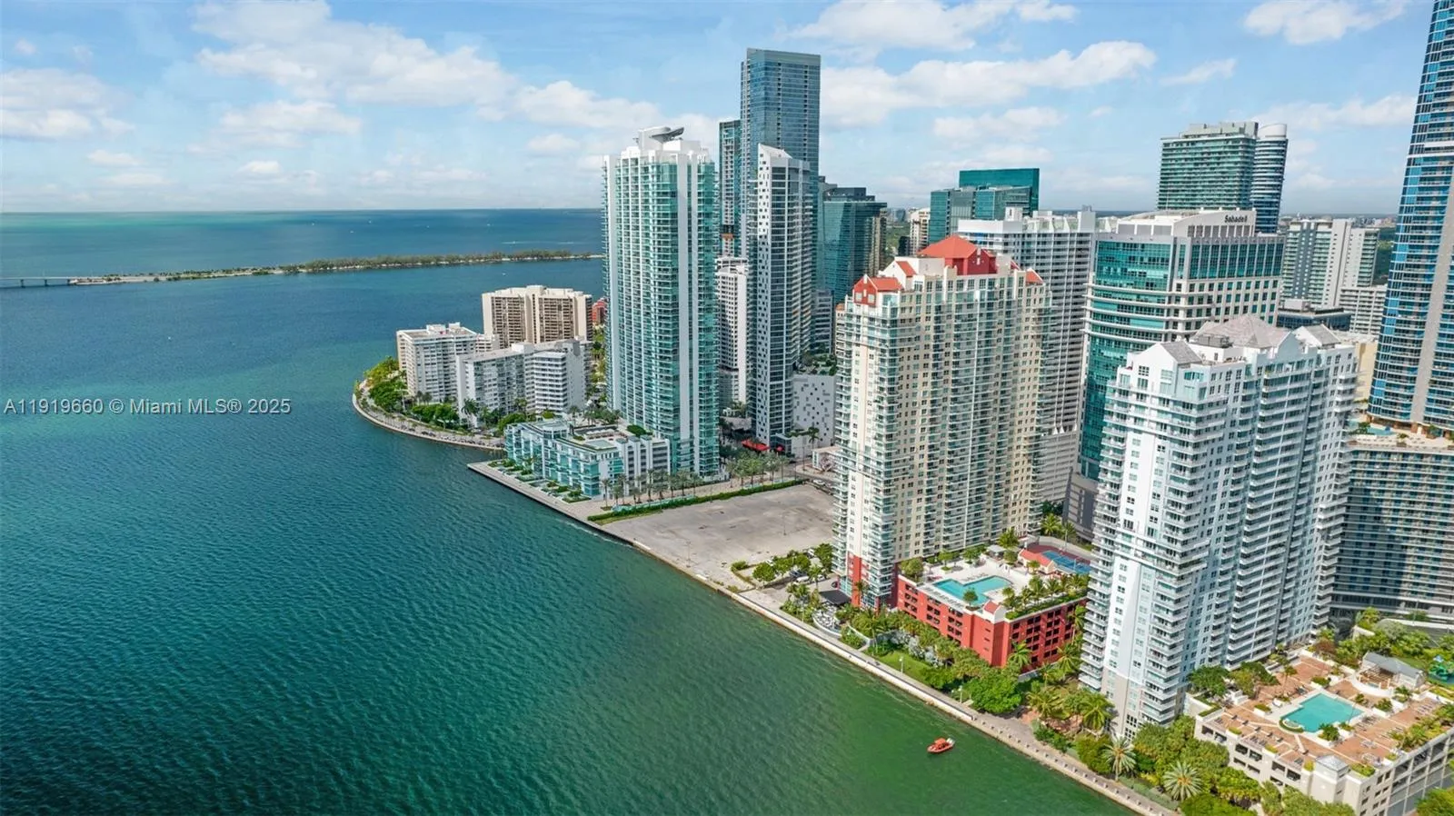 1155 Brickell Bay Dr 2203, Miami, Florida 33131, Miami, Florida 33131, 2 Bedrooms Bedrooms, ,2 BathroomsBathrooms,Residential,For Sale,1155 Brickell Bay Dr 2203, Miami, Florida 33131,A11919660