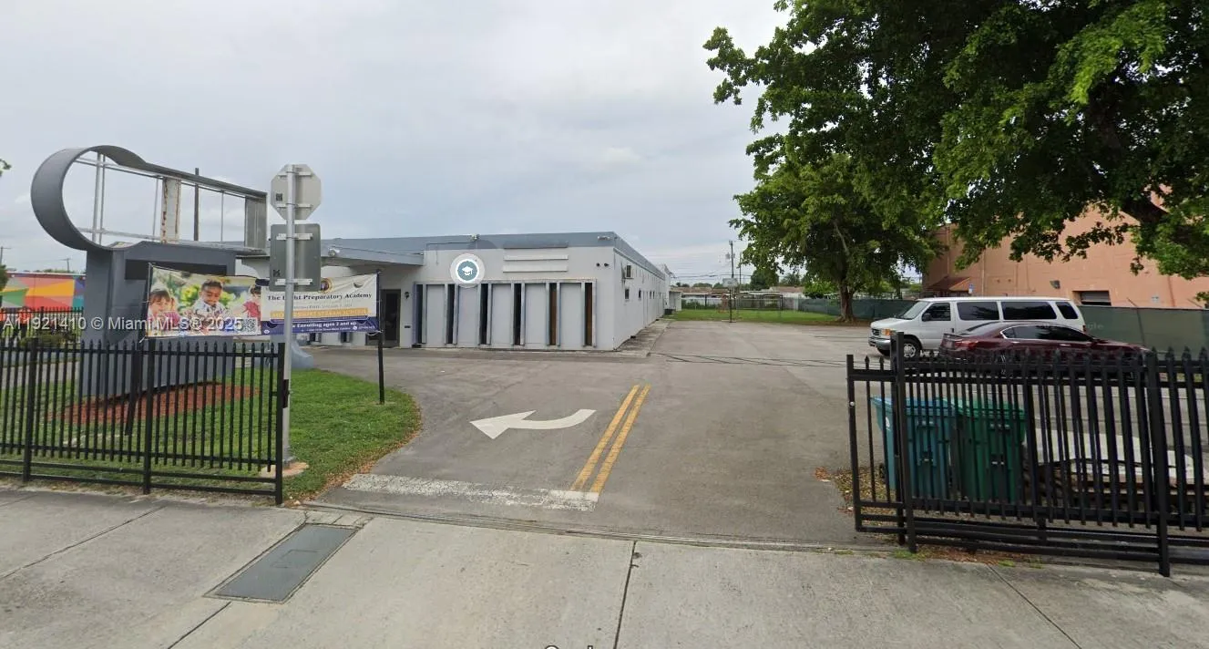 4481 Nw 167th St, Miami Gardens, Florida 33055, Miami Gardens, Florida 33055, ,Commercial Sale,For Sale,4481 Nw 167th St, Miami Gardens, Florida 33055,A11921410