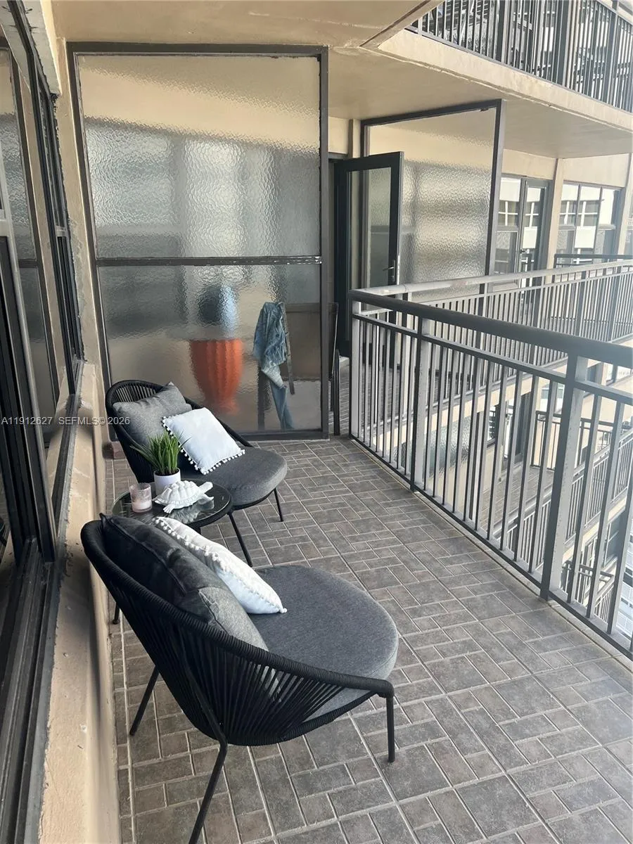 3800 Galt Ocean Dr 1403, Fort Lauderdale, Florida, Fort Lauderdale, Florida 33308, 1 Bedroom Bedrooms, ,1 BathroomBathrooms,Residential Lease,For Rent,3800 Galt Ocean Dr 1403, Fort Lauderdale, Florida ,A11912627