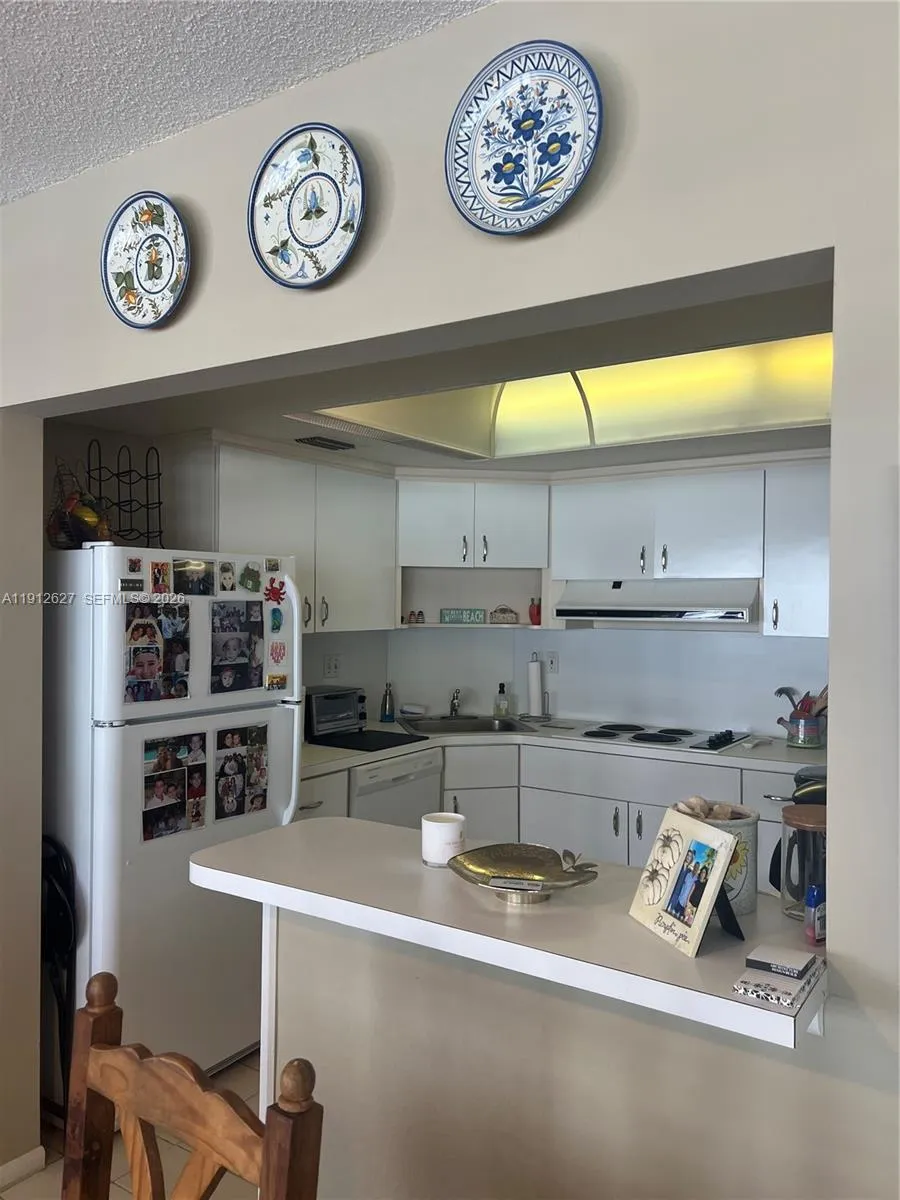 3800 Galt Ocean Dr 1403, Fort Lauderdale, Florida, Fort Lauderdale, Florida 33308, 1 Bedroom Bedrooms, ,1 BathroomBathrooms,Residential Lease,For Rent,3800 Galt Ocean Dr 1403, Fort Lauderdale, Florida ,A11912627
