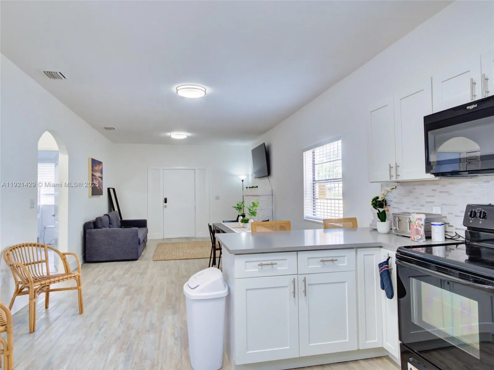 1845 Nw 55th St, Miami, Florida 33142, Miami, Florida 33142, ,Residential Income,For Sale,1845 Nw 55th St, Miami, Florida 33142,A11921429