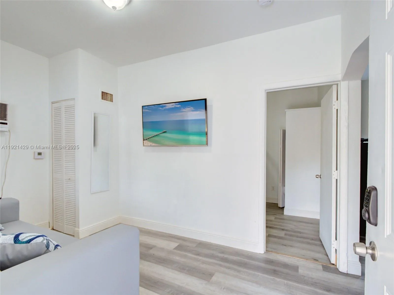 1845 Nw 55th St, Miami, Florida 33142, Miami, Florida 33142, ,Residential Income,For Sale,1845 Nw 55th St, Miami, Florida 33142,A11921429