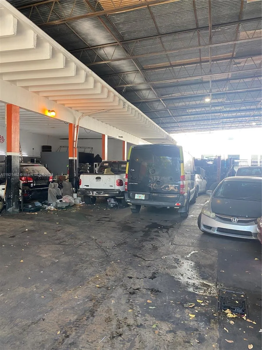 2300 Nw 17th St, Miami, Florida 33142, Miami, Florida 33142, ,Business Opportunity,For Sale,2300 Nw 17th St, Miami, Florida 33142,A11921462