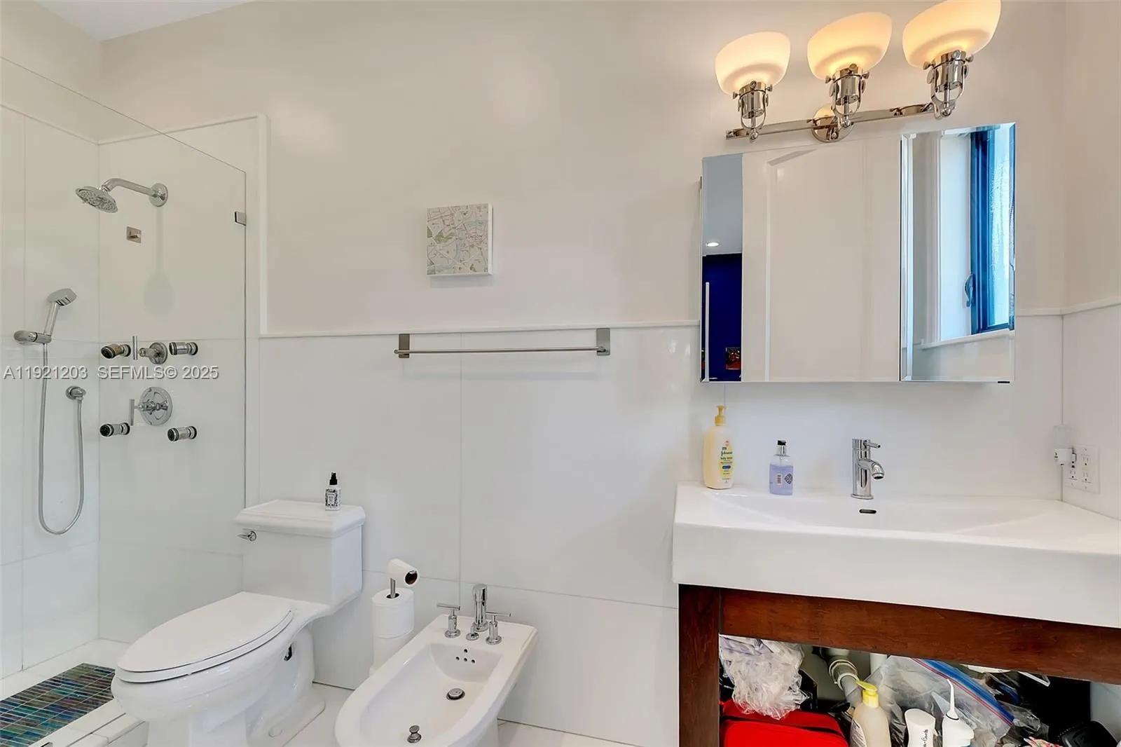 7400 Sw 72nd Ct, Miami, Florida 33143, Miami, Florida 33143, 9 Bedrooms Bedrooms, ,8 BathroomsBathrooms,Residential,For Sale,7400 Sw 72nd Ct, Miami, Florida 33143,A11921203