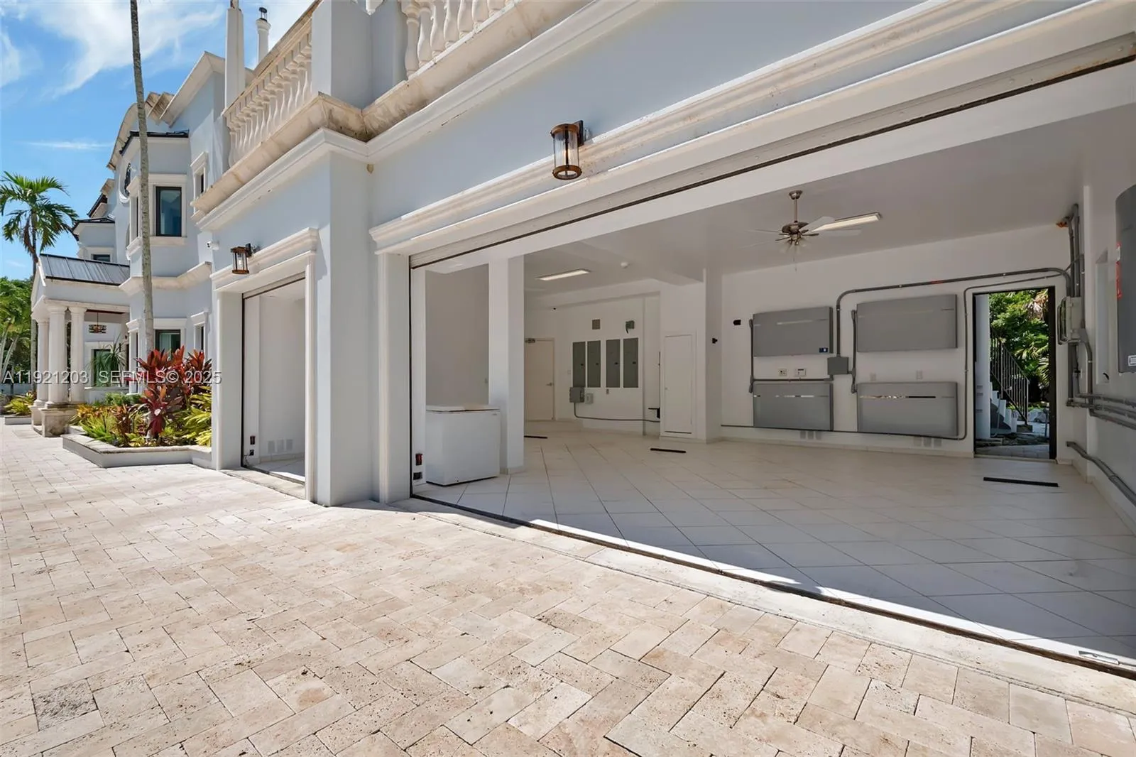 7400 Sw 72nd Ct, Miami, Florida 33143, Miami, Florida 33143, 9 Bedrooms Bedrooms, ,8 BathroomsBathrooms,Residential,For Sale,7400 Sw 72nd Ct, Miami, Florida 33143,A11921203