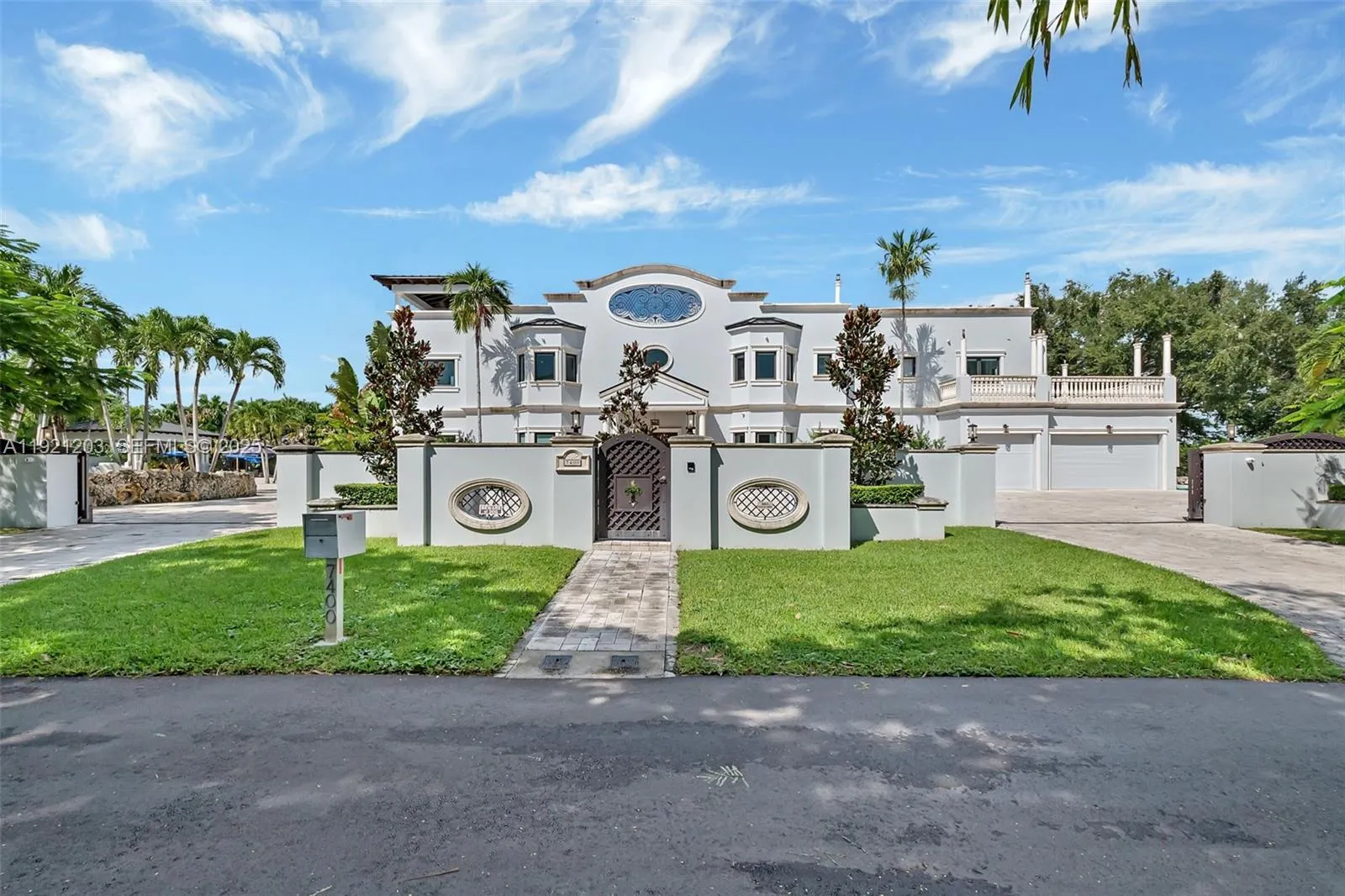 7400 Sw 72nd Ct, Miami, Florida 33143, Miami, Florida 33143, 9 Bedrooms Bedrooms, ,8 BathroomsBathrooms,Residential,For Sale,7400 Sw 72nd Ct, Miami, Florida 33143,A11921203