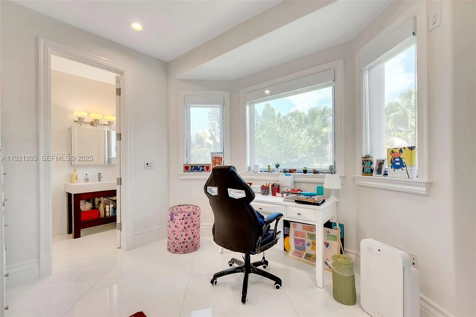 7400 Sw 72nd Ct, Miami, Florida 33143, Miami, Florida 33143, 9 Bedrooms Bedrooms, ,8 BathroomsBathrooms,Residential,For Sale,7400 Sw 72nd Ct, Miami, Florida 33143,A11921203