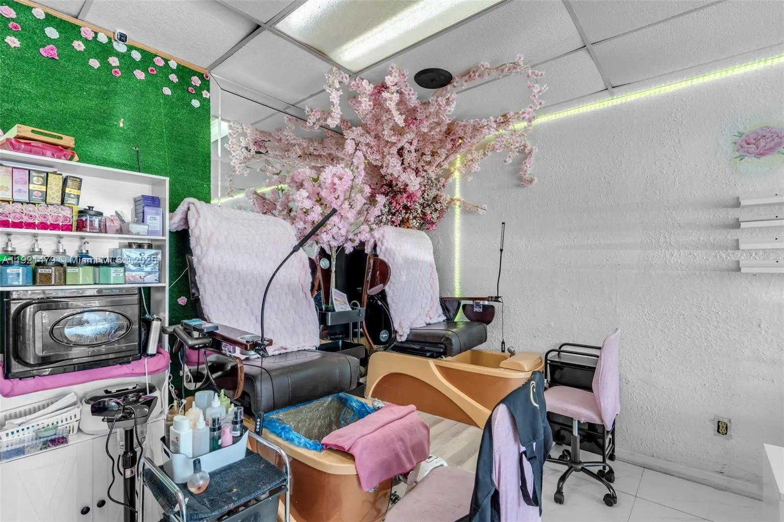 6761 W Flagler St, Miami, Florida 33144, Miami, Florida 33144, ,Business Opportunity,For Sale,6761 W Flagler St, Miami, Florida 33144,A11921479