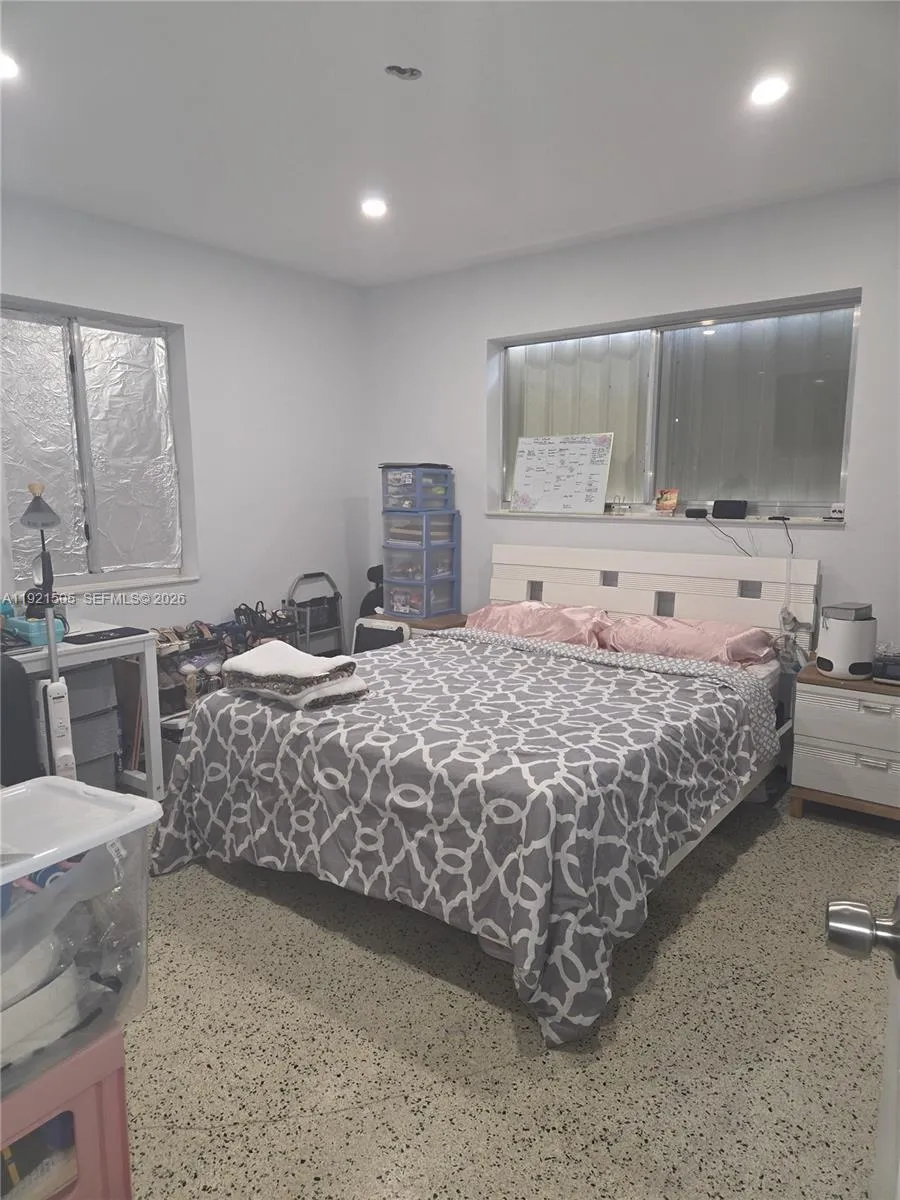 561 Nw 190th St, Miami Gardens, Florida 33169, Miami Gardens, Florida 33169, 3 Bedrooms Bedrooms, ,2 BathroomsBathrooms,Residential,For Sale,561 Nw 190th St, Miami Gardens, Florida 33169,A11921505