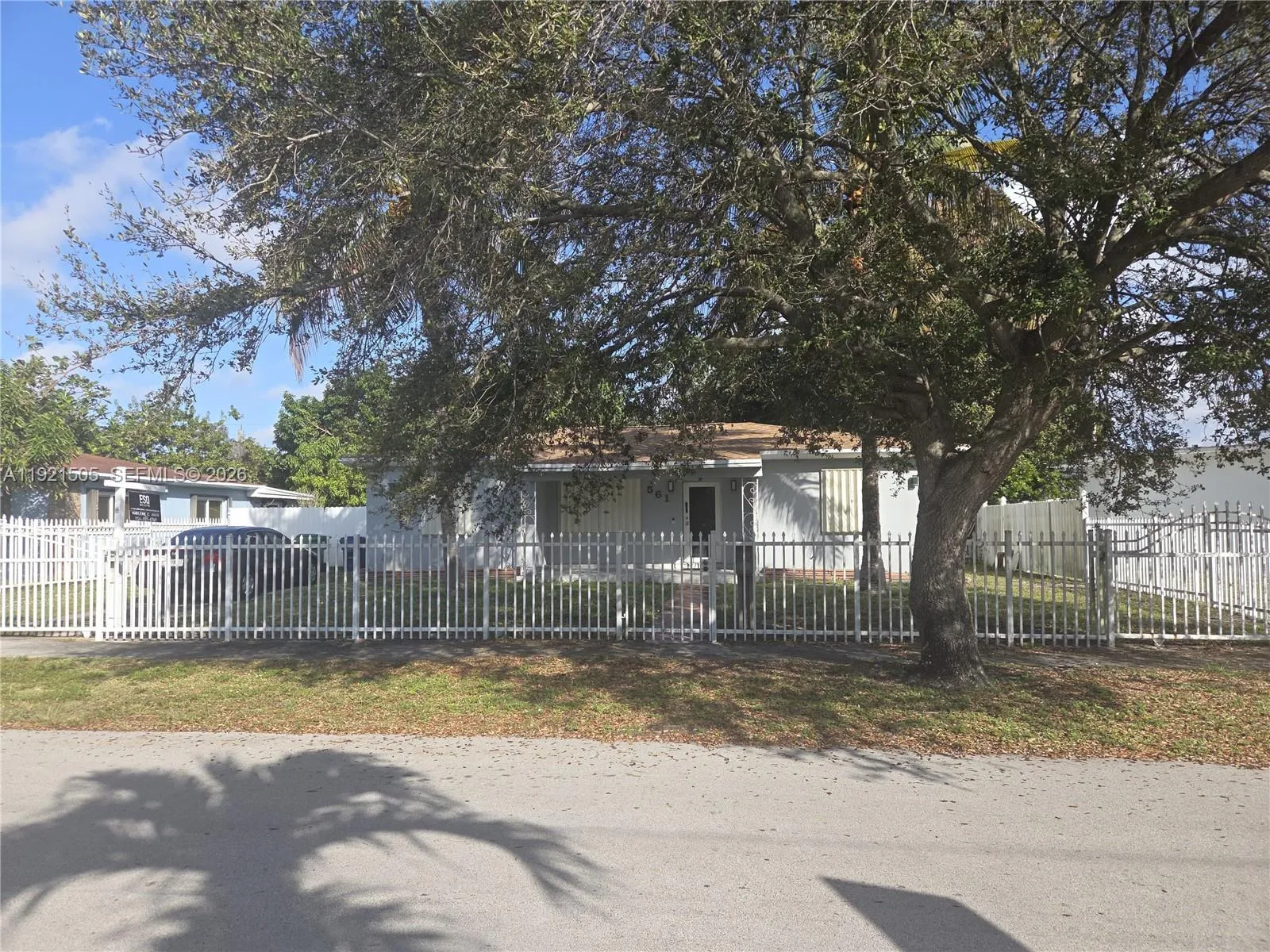 561 Nw 190th St, Miami Gardens, Florida 33169, Miami Gardens, Florida 33169, 3 Bedrooms Bedrooms, ,2 BathroomsBathrooms,Residential,For Sale,561 Nw 190th St, Miami Gardens, Florida 33169,A11921505