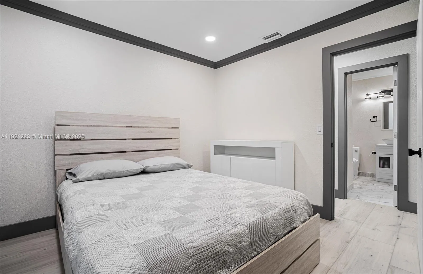 3175 Coral Ridge Dr 3175, Coral Springs, Florida 3, Coral Springs, Florida 33065, 3 Bedrooms Bedrooms, ,2 BathroomsBathrooms,Residential,For Sale,3175 Coral Ridge Dr 3175, Coral Springs, Florida 3,A11921223