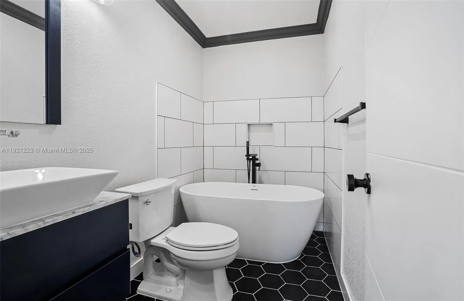 3175 Coral Ridge Dr 3175, Coral Springs, Florida 3, Coral Springs, Florida 33065, 3 Bedrooms Bedrooms, ,2 BathroomsBathrooms,Residential,For Sale,3175 Coral Ridge Dr 3175, Coral Springs, Florida 3,A11921223