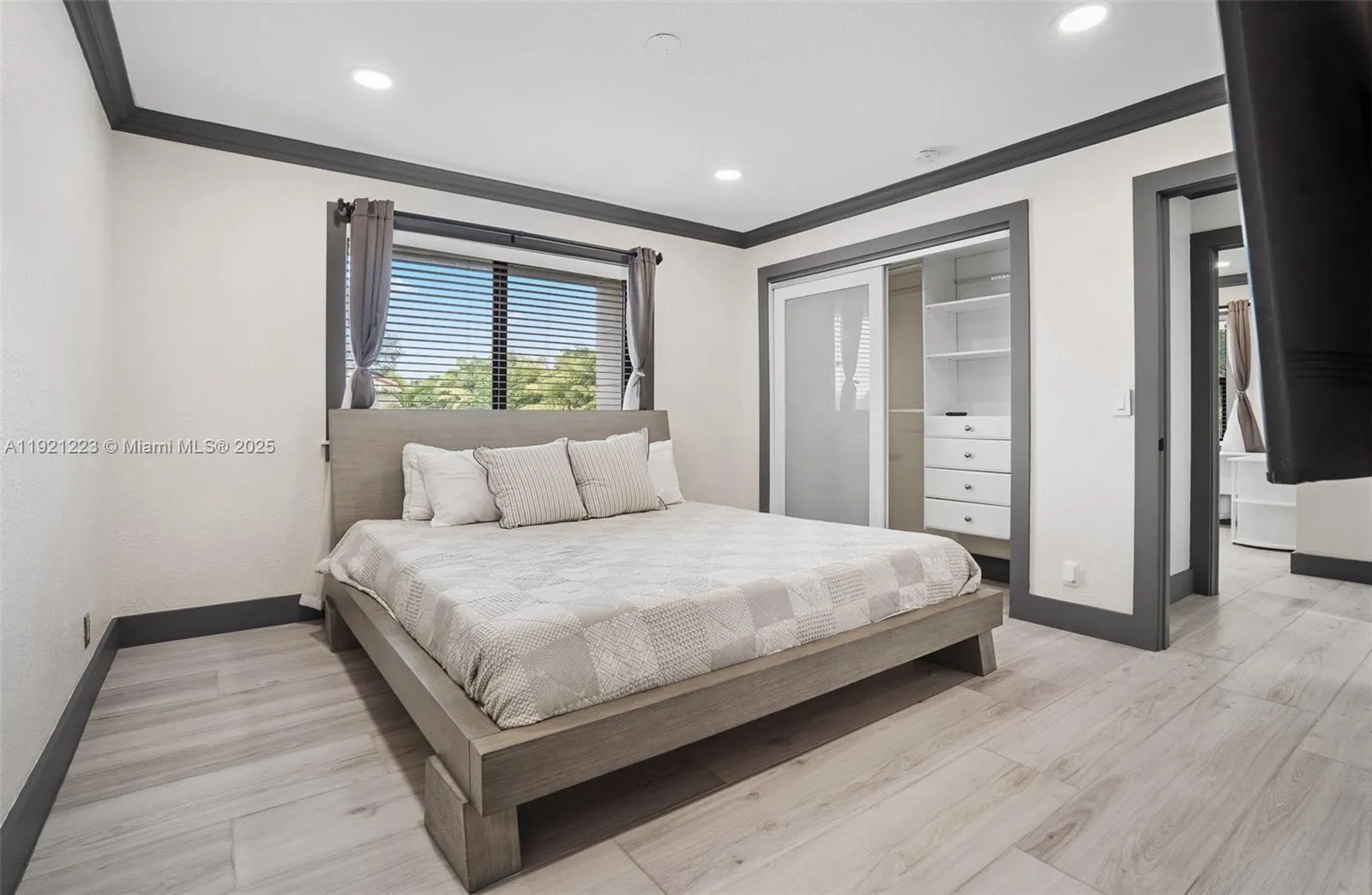 3175 Coral Ridge Dr 3175, Coral Springs, Florida 3, Coral Springs, Florida 33065, 3 Bedrooms Bedrooms, ,2 BathroomsBathrooms,Residential,For Sale,3175 Coral Ridge Dr 3175, Coral Springs, Florida 3,A11921223