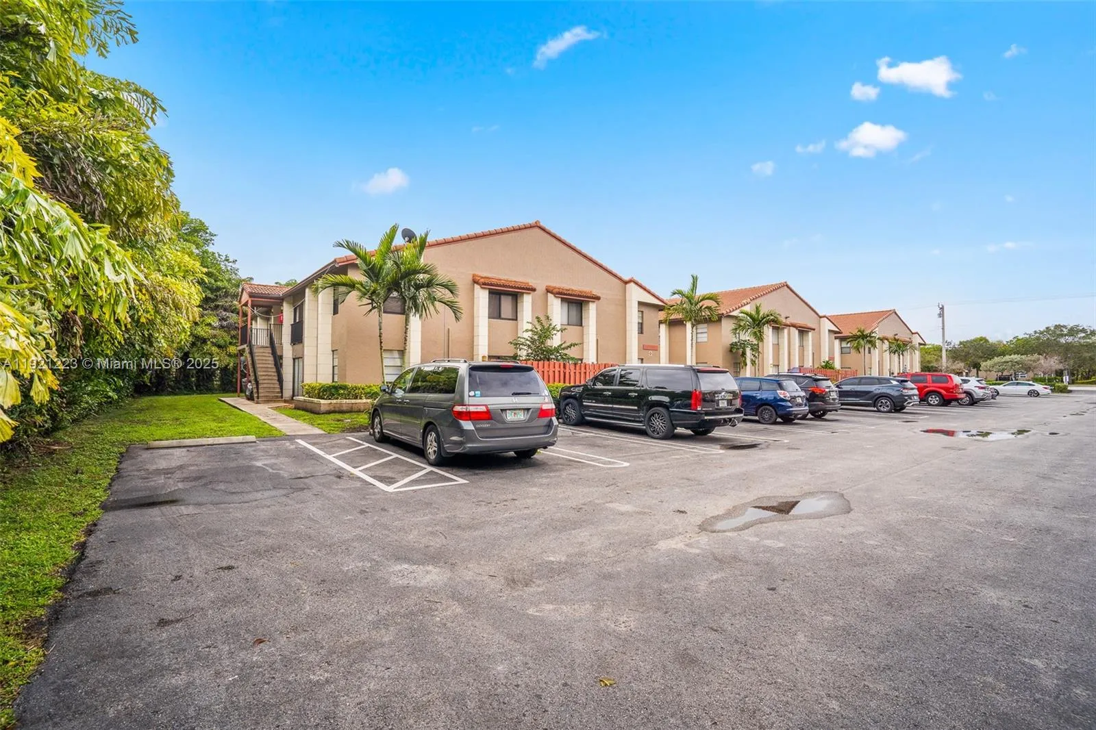 3175 Coral Ridge Dr 3175, Coral Springs, Florida 3, Coral Springs, Florida 33065, 3 Bedrooms Bedrooms, ,2 BathroomsBathrooms,Residential,For Sale,3175 Coral Ridge Dr 3175, Coral Springs, Florida 3,A11921223