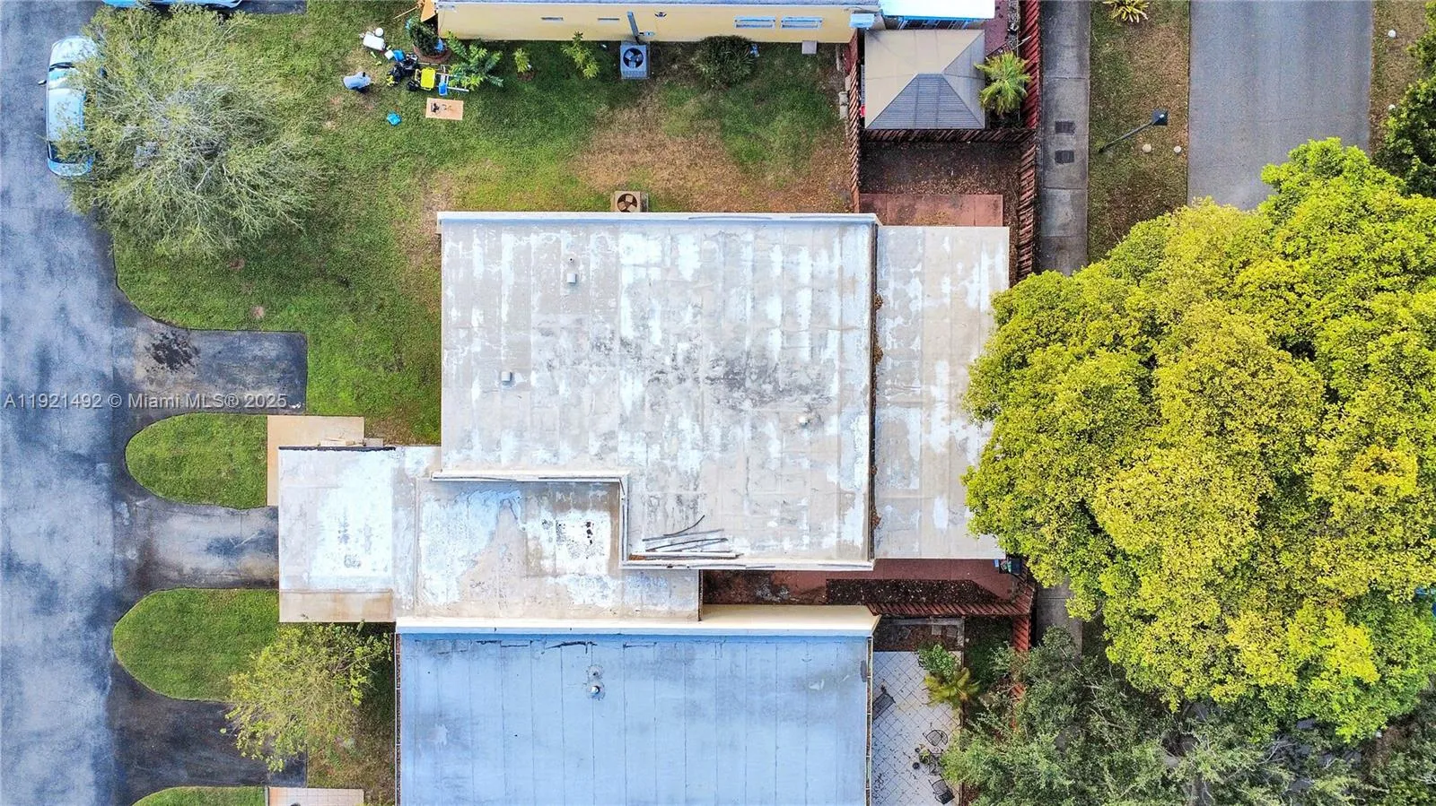 7332 Bay Hill Dr, Hialeah, Florida 33015, Hialeah, Florida 33015, 2 Bedrooms Bedrooms, ,2 BathroomsBathrooms,Residential,For Sale,7332 Bay Hill Dr, Hialeah, Florida 33015,A11921492