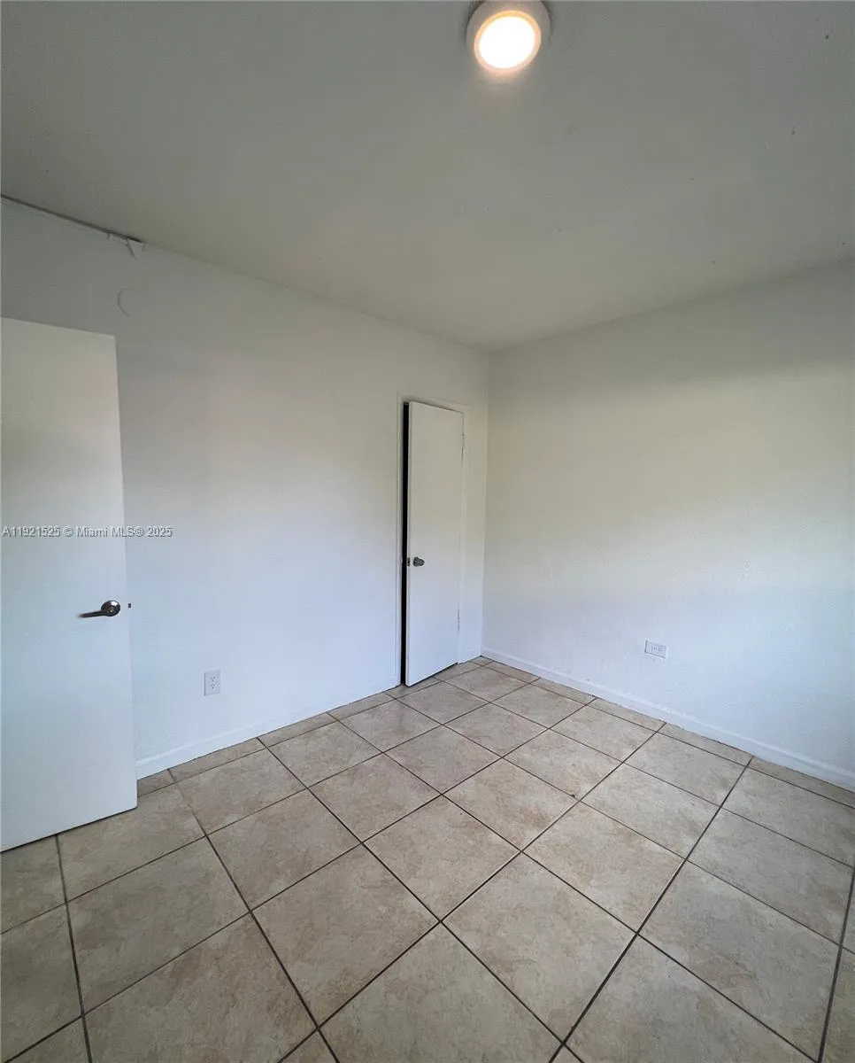 1286 Nw 59th St, Miami, Florida 33142, Miami, Florida 33142, ,Residential Income,For Sale,1286 Nw 59th St, Miami, Florida 33142,A11921525