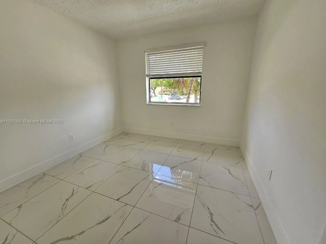 6580 W 27th Ct 58-21, Hialeah, Florida 33016, Hialeah, Florida 33016, 3 Bedrooms Bedrooms, ,2 BathroomsBathrooms,Residential Lease,For Rent,6580 W 27th Ct 58-21, Hialeah, Florida 33016,A11921365