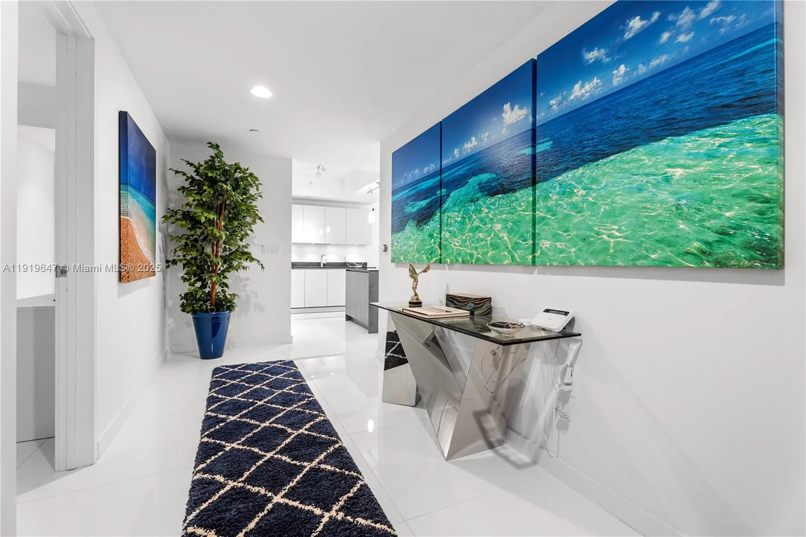 1010 Brickell Ave 4206, Miami, Florida 33131, Miami, Florida 33131, 3 Bedrooms Bedrooms, ,3 BathroomsBathrooms,Residential,For Sale,1010 Brickell Ave 4206, Miami, Florida 33131,A11919647