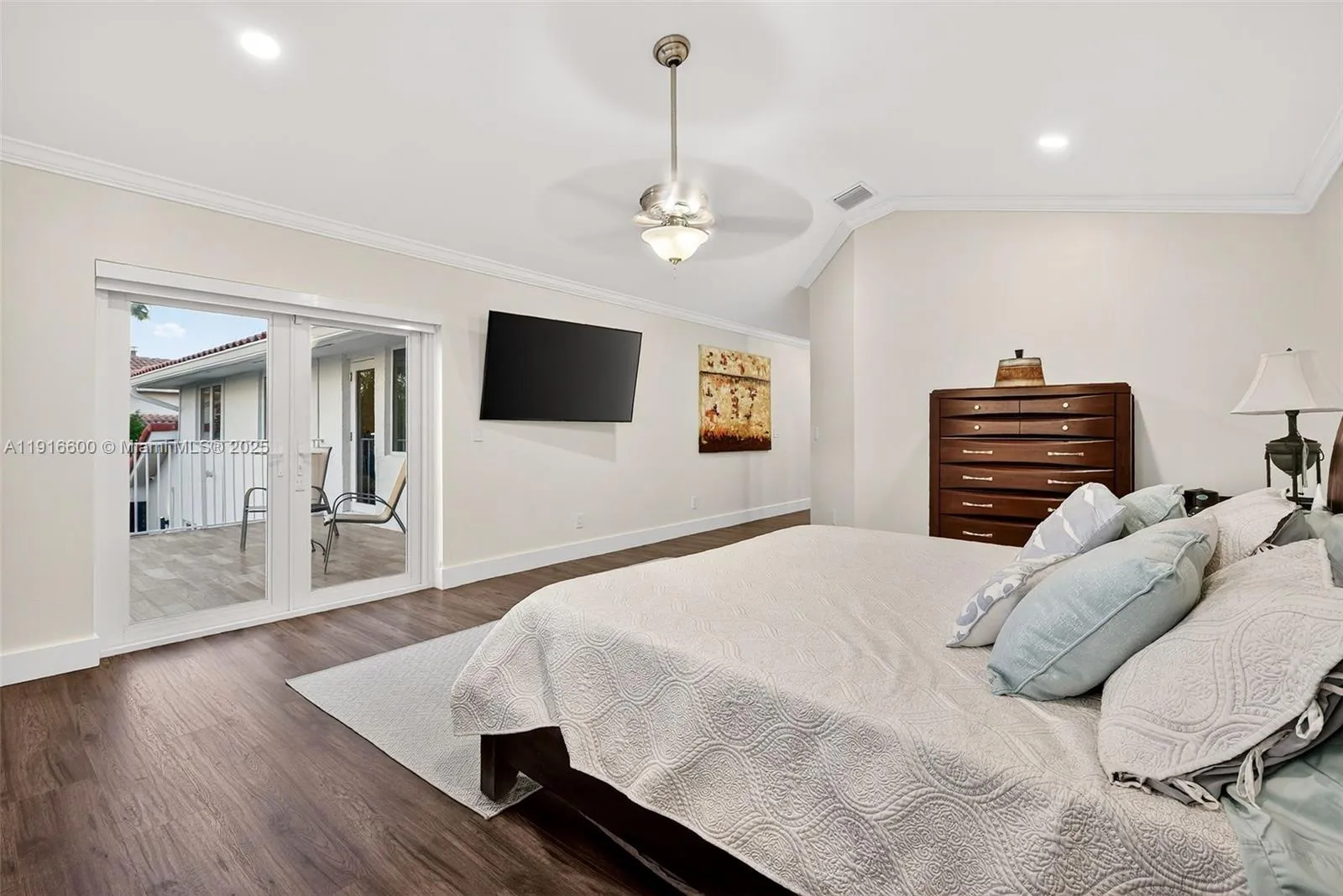 20230 Nw 7th St, Pembroke Pines, Florida 33029, Pembroke Pines, Florida 33029, 5 Bedrooms Bedrooms, ,3 BathroomsBathrooms,Residential,For Sale,20230 Nw 7th St, Pembroke Pines, Florida 33029,A11916600