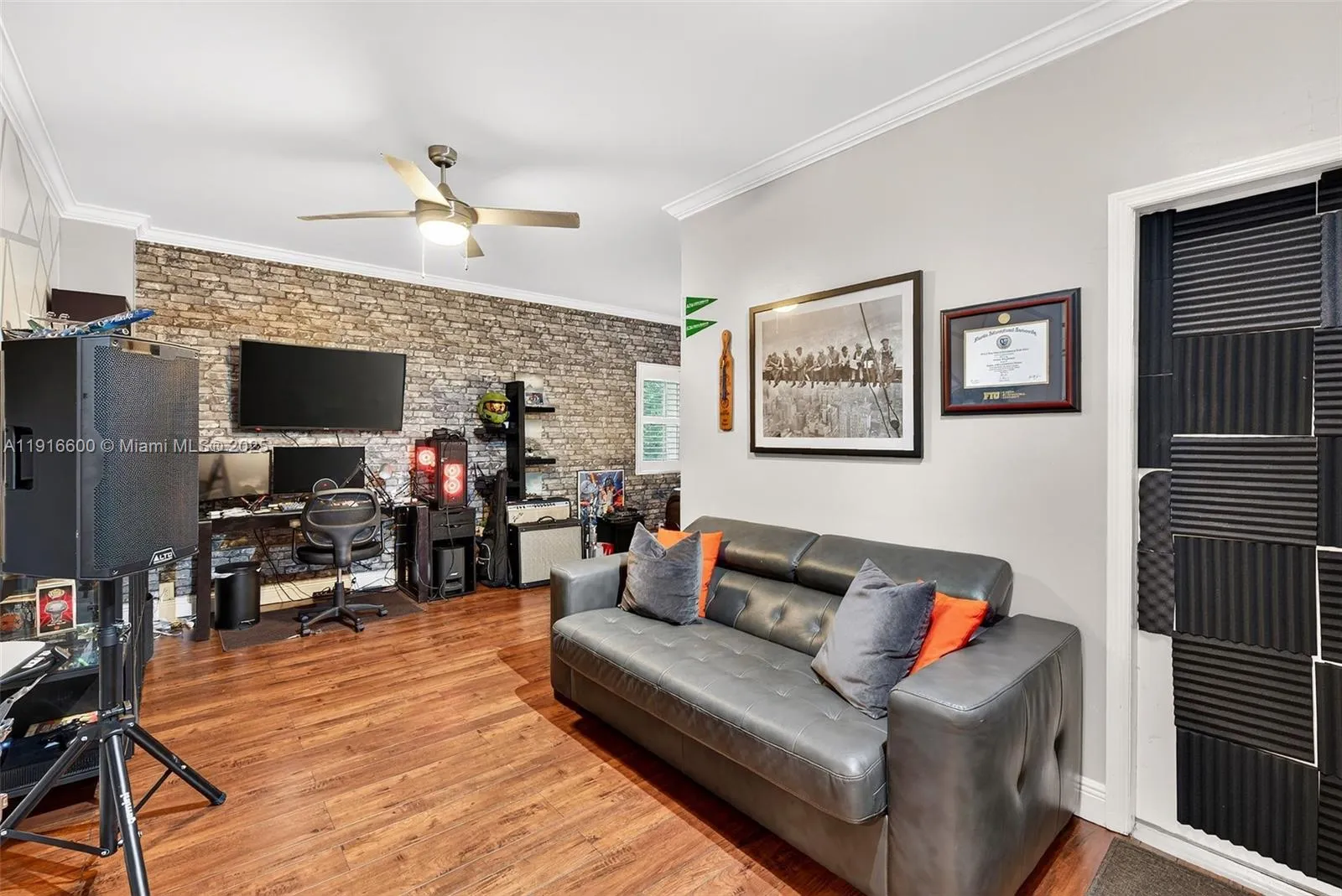 20230 Nw 7th St, Pembroke Pines, Florida 33029, Pembroke Pines, Florida 33029, 5 Bedrooms Bedrooms, ,3 BathroomsBathrooms,Residential,For Sale,20230 Nw 7th St, Pembroke Pines, Florida 33029,A11916600