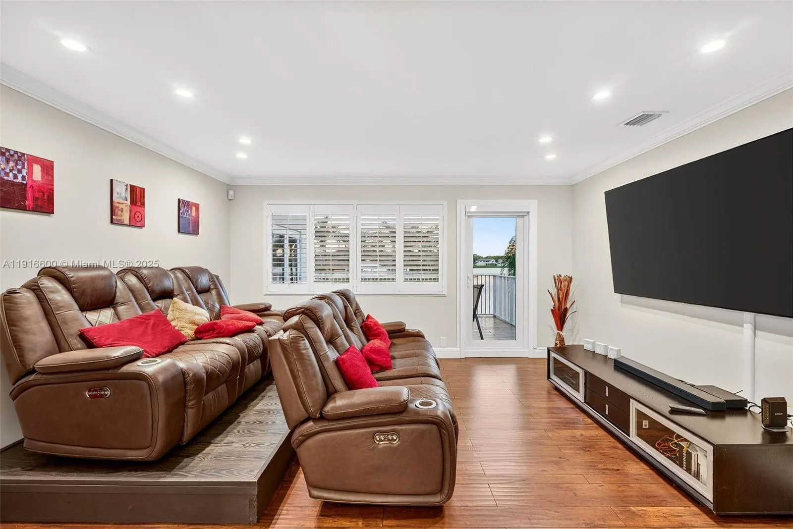 20230 Nw 7th St, Pembroke Pines, Florida 33029, Pembroke Pines, Florida 33029, 5 Bedrooms Bedrooms, ,3 BathroomsBathrooms,Residential,For Sale,20230 Nw 7th St, Pembroke Pines, Florida 33029,A11916600