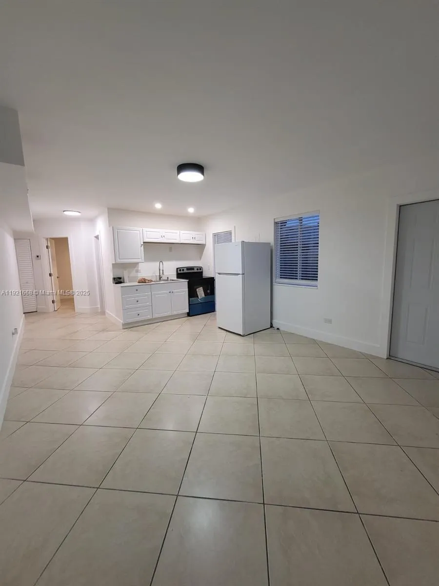 2359 Nw 32nd St, Miami, Florida 33142, Miami, Florida 33142, ,Residential Income,For Sale,2359 Nw 32nd St, Miami, Florida 33142,A11921668