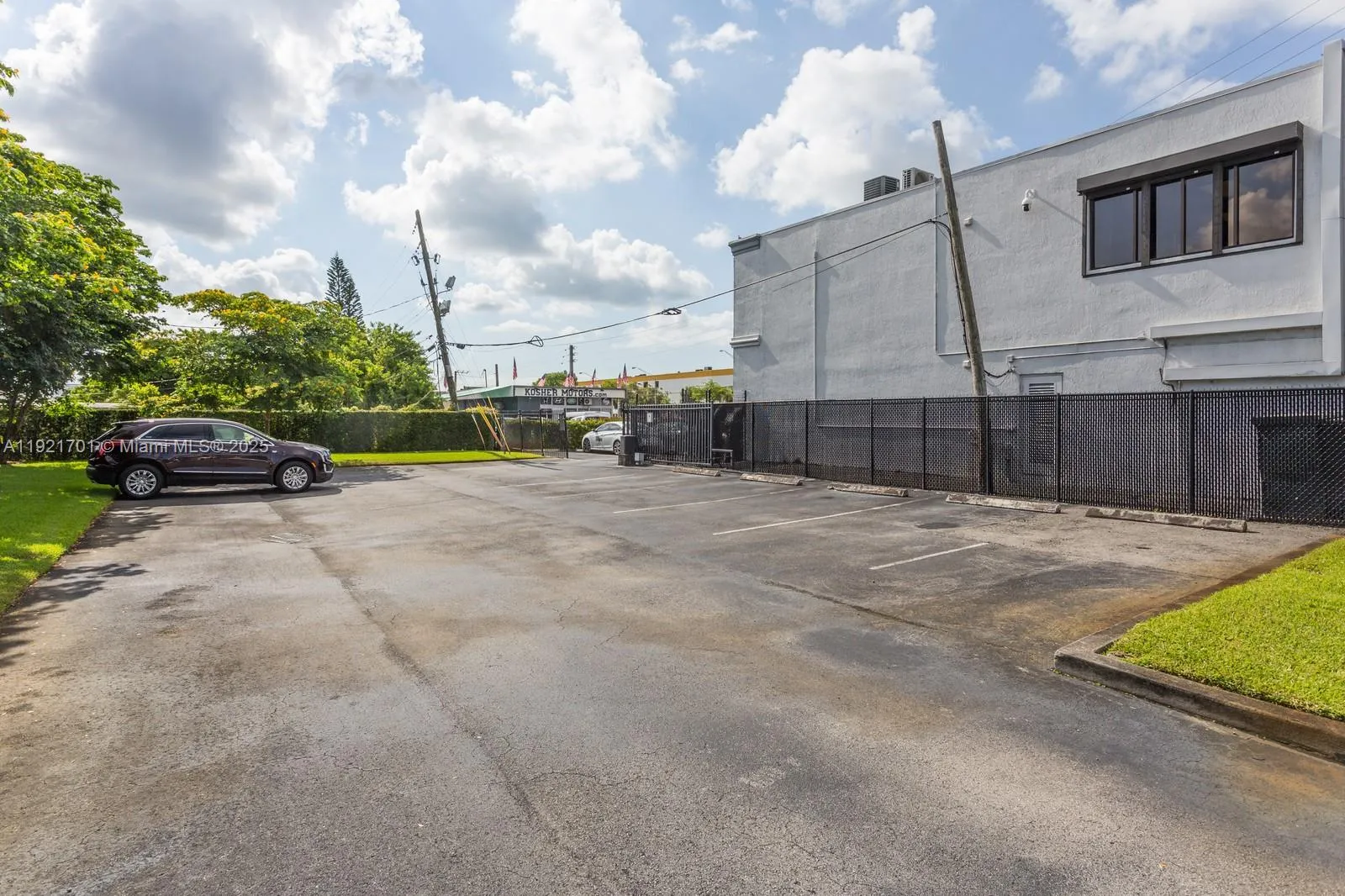 2843 Pembroke Rd 2nd Floor, Hollywood, Florida 330, Hollywood, Florida 33020, ,Commercial Lease,For Rent,2843 Pembroke Rd 2nd Floor, Hollywood, Florida 330,A11921701