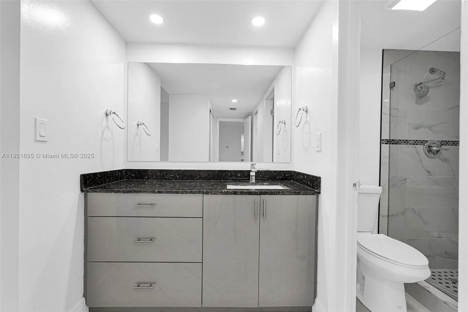 3401 N Country Club Dr 307, Aventura, Florida 3318, Aventura, Florida 33180, 2 Bedrooms Bedrooms, ,2 BathroomsBathrooms,Residential Lease,For Rent,3401 N Country Club Dr 307, Aventura, Florida 3318,A11921695