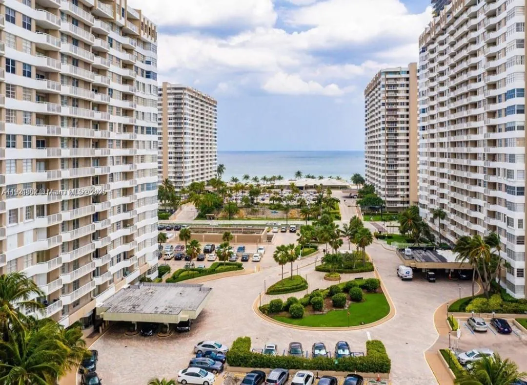 1985 S Ocean Dr 3a, Hallandale Beach, Florida 3300, Hallandale Beach, Florida 33009, 1 Bedroom Bedrooms, ,1 BathroomBathrooms,Residential Lease,For Rent,1985 S Ocean Dr 3a, Hallandale Beach, Florida 3300,A11921802