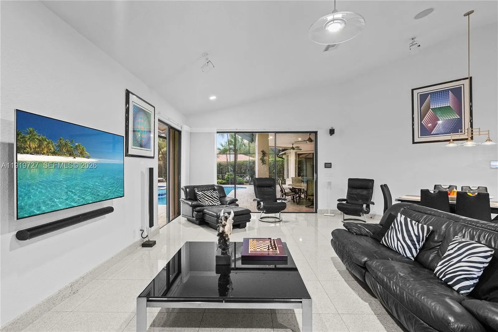 392 Coconut Cir, Weston, Florida 33326, Weston, Florida 33326, 5 Bedrooms Bedrooms, ,3 BathroomsBathrooms,Residential,For Sale,392 Coconut Cir, Weston, Florida 33326,A11919727