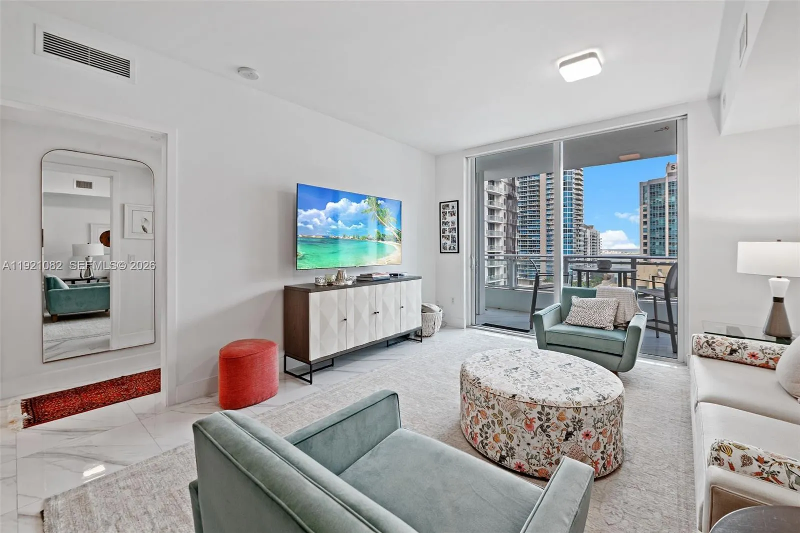 1080 Brickell Ave 2506, Miami, Florida 33131, Miami, Florida 33131, 1 Bedroom Bedrooms, ,1 BathroomBathrooms,Residential Lease,For Rent,1080 Brickell Ave 2506, Miami, Florida 33131,A11921082