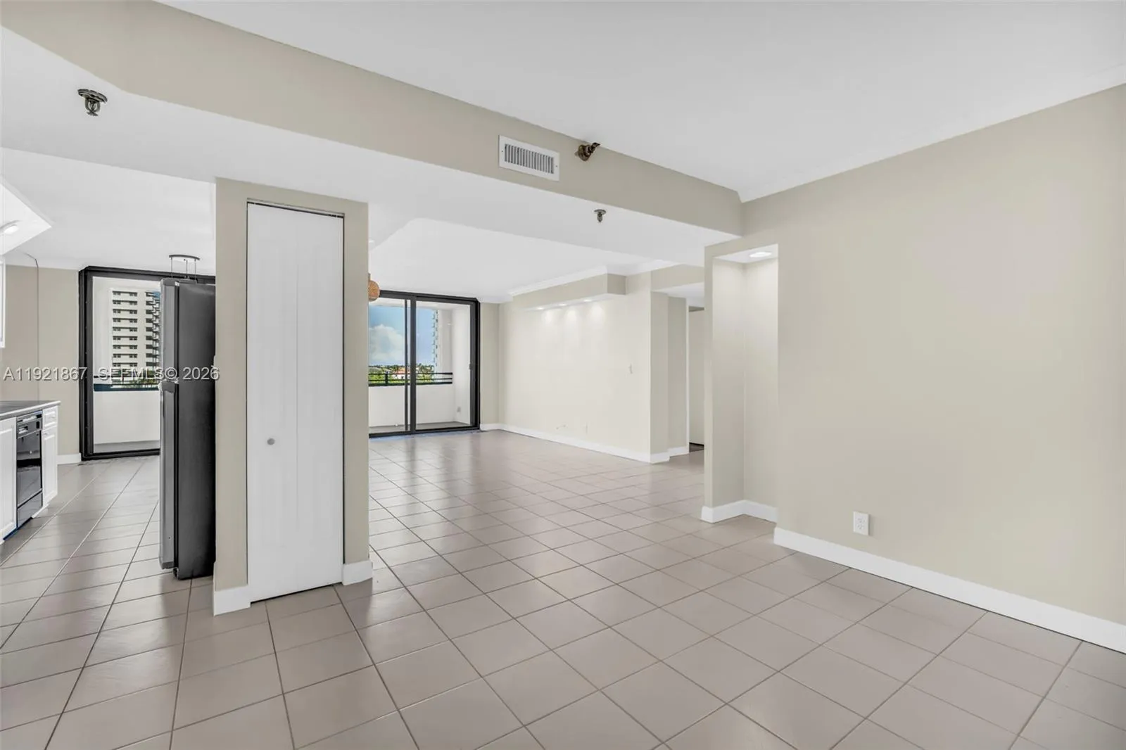 1500 N Ocean Blvd 502, Pompano Beach, Florida 3306, Pompano Beach, Florida 33062, 2 Bedrooms Bedrooms, ,2 BathroomsBathrooms,Residential,For Sale,1500 N Ocean Blvd 502, Pompano Beach, Florida 3306,A11921867
