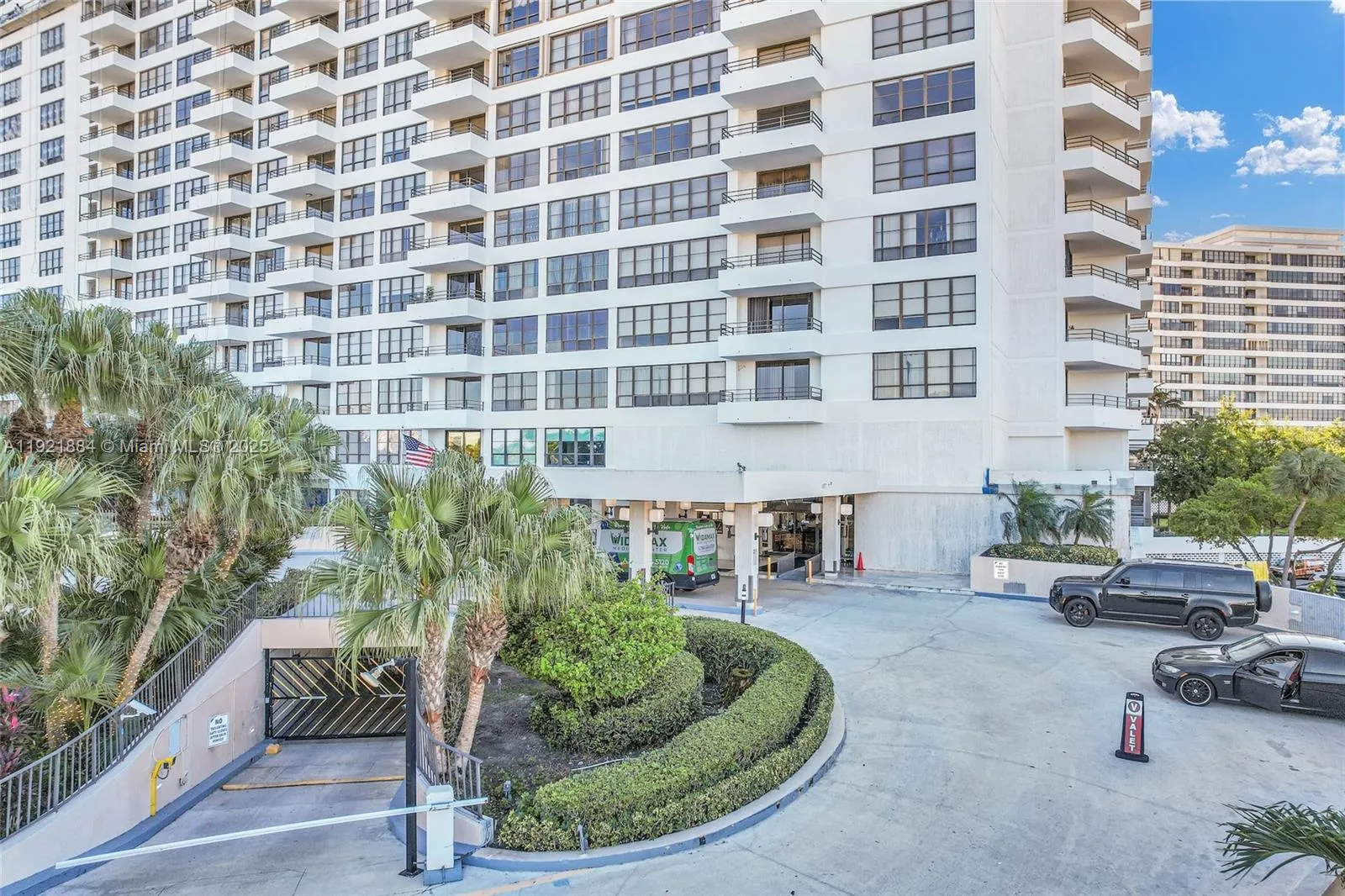 2500 Parkview Dr 2411, Hallandale Beach, Florida 3, Hallandale Beach, Florida 33009, 1 Bedroom Bedrooms, ,1 BathroomBathrooms,Residential,For Sale,2500 Parkview Dr 2411, Hallandale Beach, Florida 3,A11921884