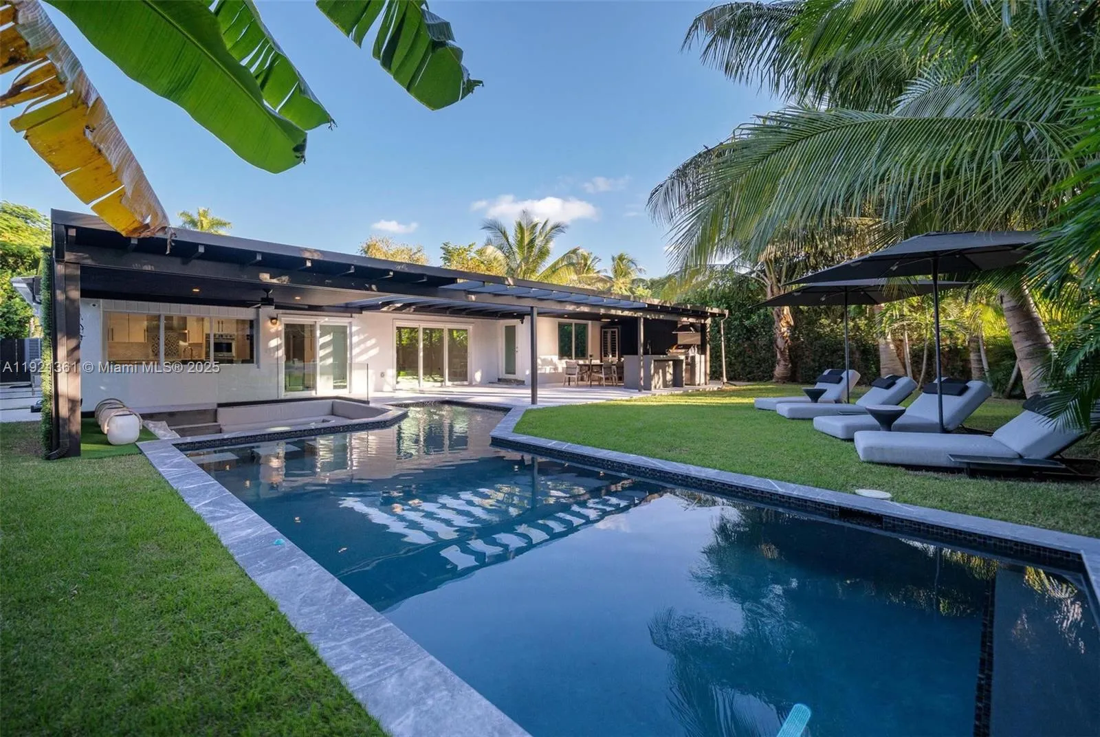 10618 Ne 11th Ct, Miami Shores, Florida 33138, Miami Shores, Florida 33138, 3 Bedrooms Bedrooms, ,2 BathroomsBathrooms,Residential,For Sale,10618 Ne 11th Ct, Miami Shores, Florida 33138,A11921361