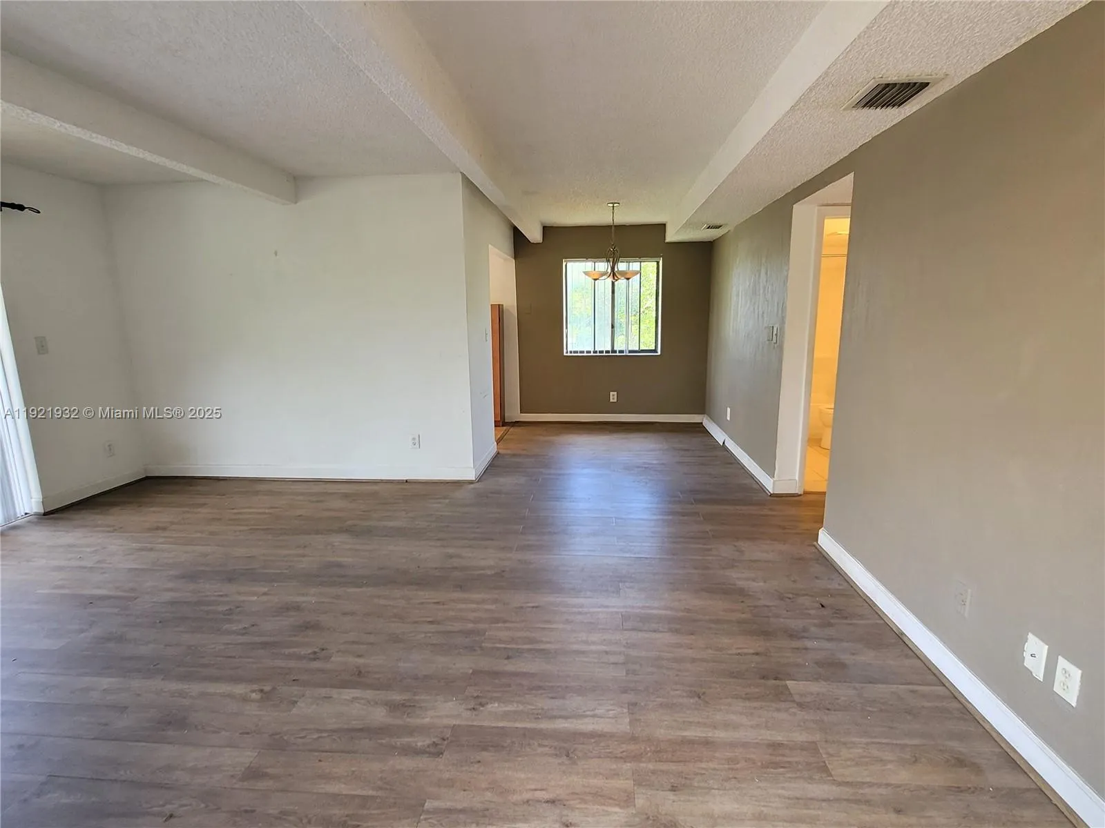 1245 S Flagler Ave 305, Pompano Beach, Florida 330, Pompano Beach, Florida 33060, 2 Bedrooms Bedrooms, ,2 BathroomsBathrooms,Residential,For Sale,1245 S Flagler Ave 305, Pompano Beach, Florida 330,A11921932 1245 S Flagler Ave 305, Pompano Beach, Florida 330, Pompano Beach, Florida 33060, 2 Bedrooms Bedrooms, ,2 BathroomsBathrooms,Residential,For Sale,1245 S Flagler Ave 305, Pompano Beach, Florida 330,A11921932