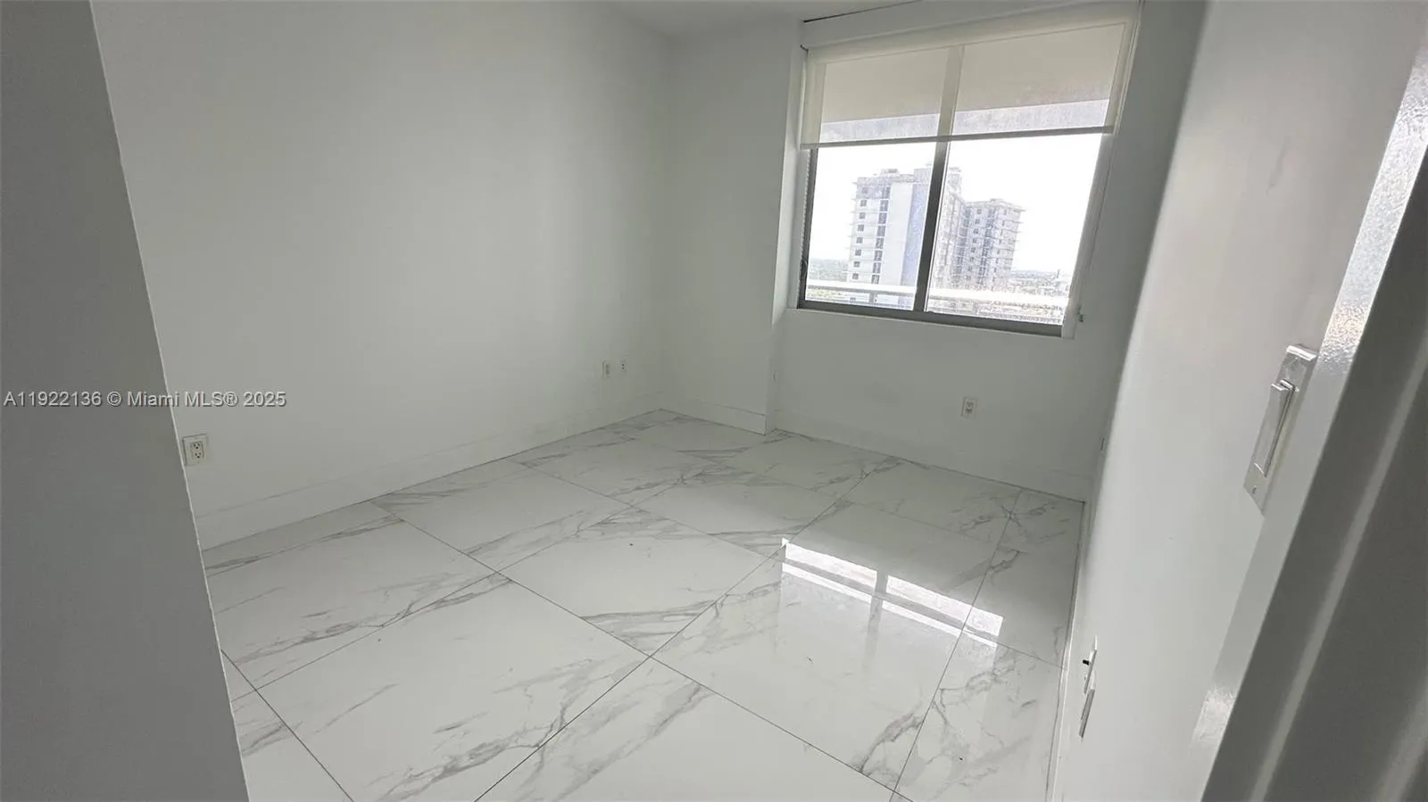 16385 Biscayne Blvd 2418, North Miami Beach, Flori, North Miami Beach, Florida 33160, 2 Bedrooms Bedrooms, ,2 BathroomsBathrooms,Residential Lease,For Rent,16385 Biscayne Blvd 2418, North Miami Beach, Flori,A11922136