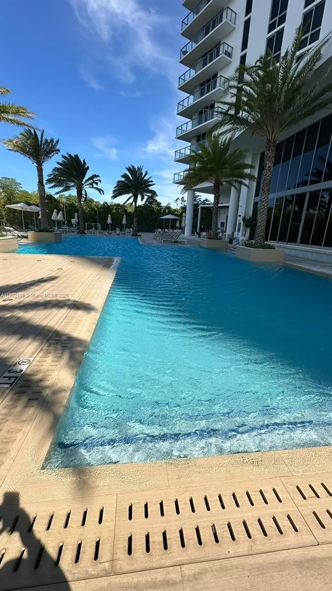 16385 Biscayne Blvd 2418, North Miami Beach, Flori, North Miami Beach, Florida 33160, 2 Bedrooms Bedrooms, ,2 BathroomsBathrooms,Residential Lease,For Rent,16385 Biscayne Blvd 2418, North Miami Beach, Flori,A11922136