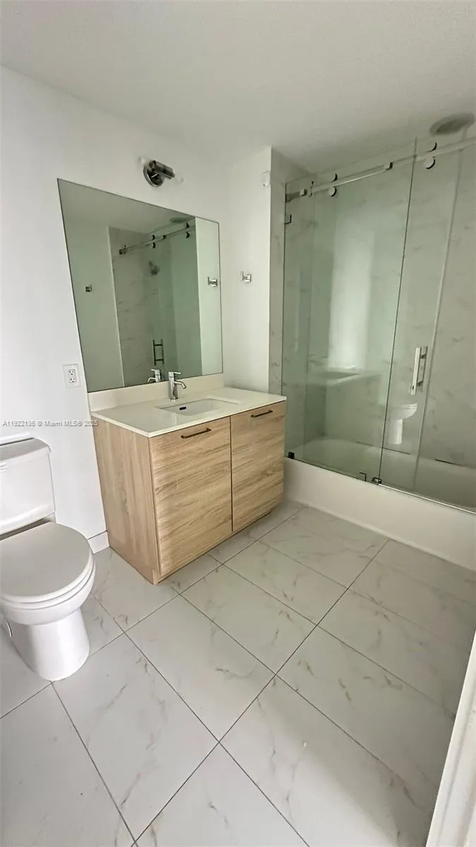 16385 Biscayne Blvd 2418, North Miami Beach, Flori, North Miami Beach, Florida 33160, 2 Bedrooms Bedrooms, ,2 BathroomsBathrooms,Residential Lease,For Rent,16385 Biscayne Blvd 2418, North Miami Beach, Flori,A11922136